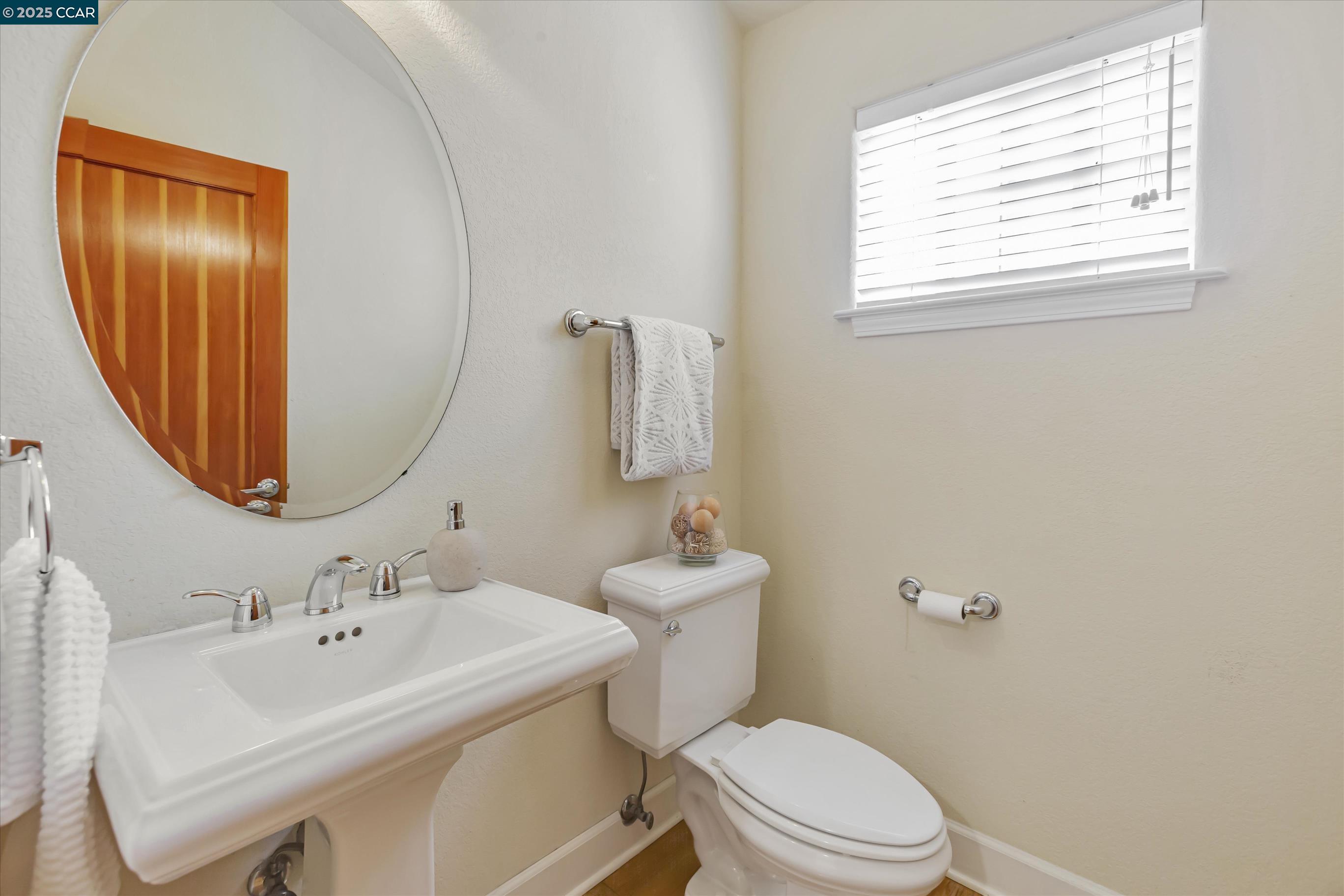 Detail Gallery Image 34 of 50 For 1215 Alvarado Rd, Berkeley,  CA 94705 - 5 Beds | 4/1 Baths