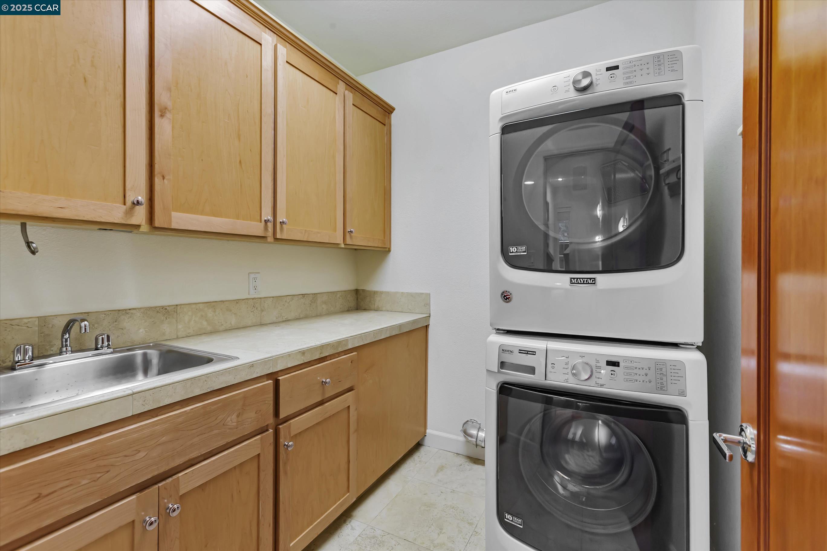 Detail Gallery Image 41 of 50 For 1215 Alvarado Rd, Berkeley,  CA 94705 - 5 Beds | 4/1 Baths
