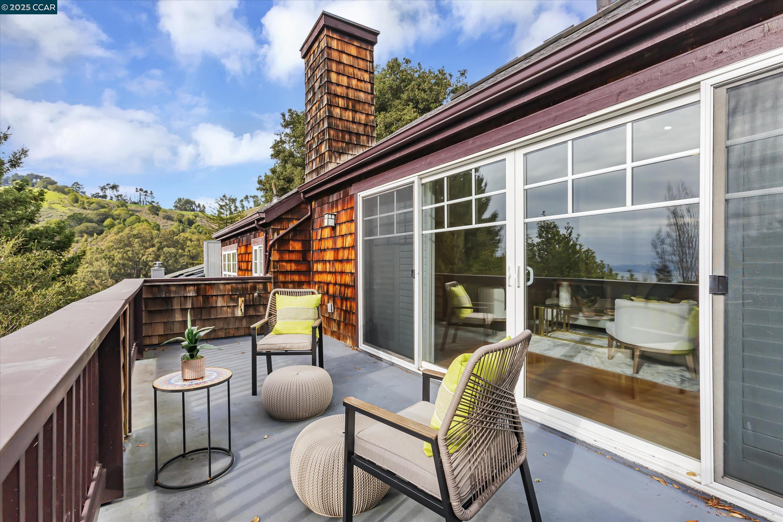 Detail Gallery Image 43 of 50 For 1215 Alvarado Rd, Berkeley,  CA 94705 - 5 Beds | 4/1 Baths