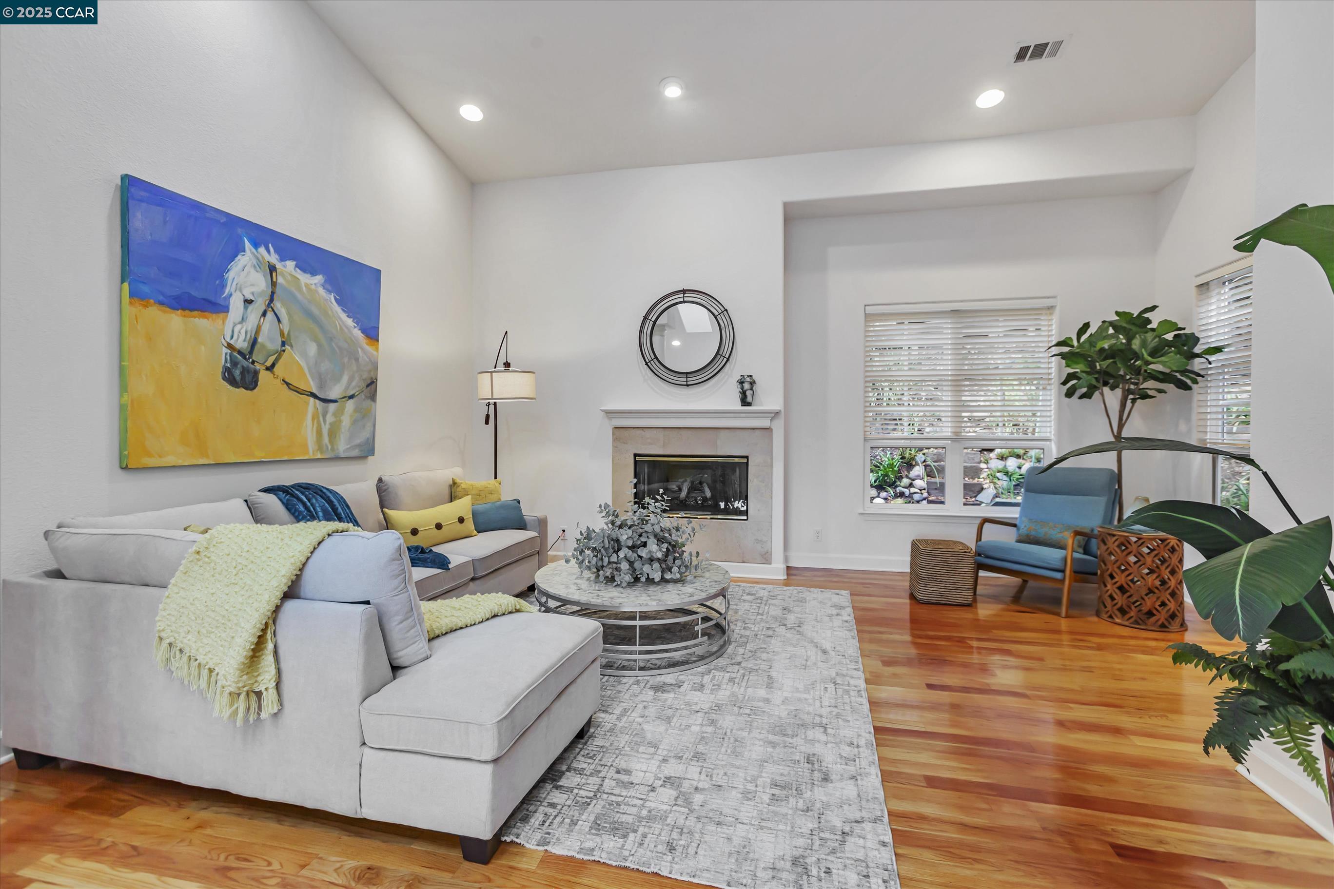Detail Gallery Image 10 of 50 For 1215 Alvarado Rd, Berkeley,  CA 94705 - 5 Beds | 4/1 Baths