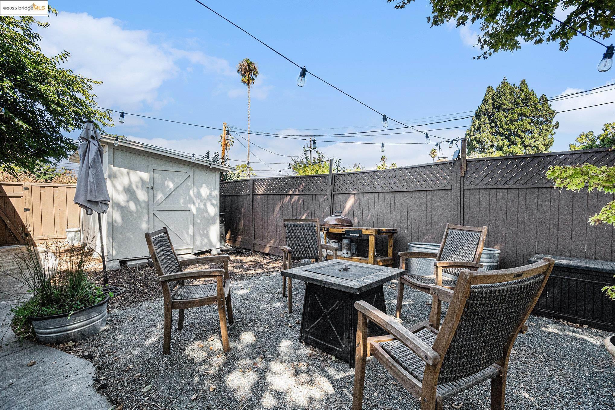 Detail Gallery Image 27 of 43 For 3439 Sanford St, Concord,  CA 94520 - 4 Beds | 2 Baths