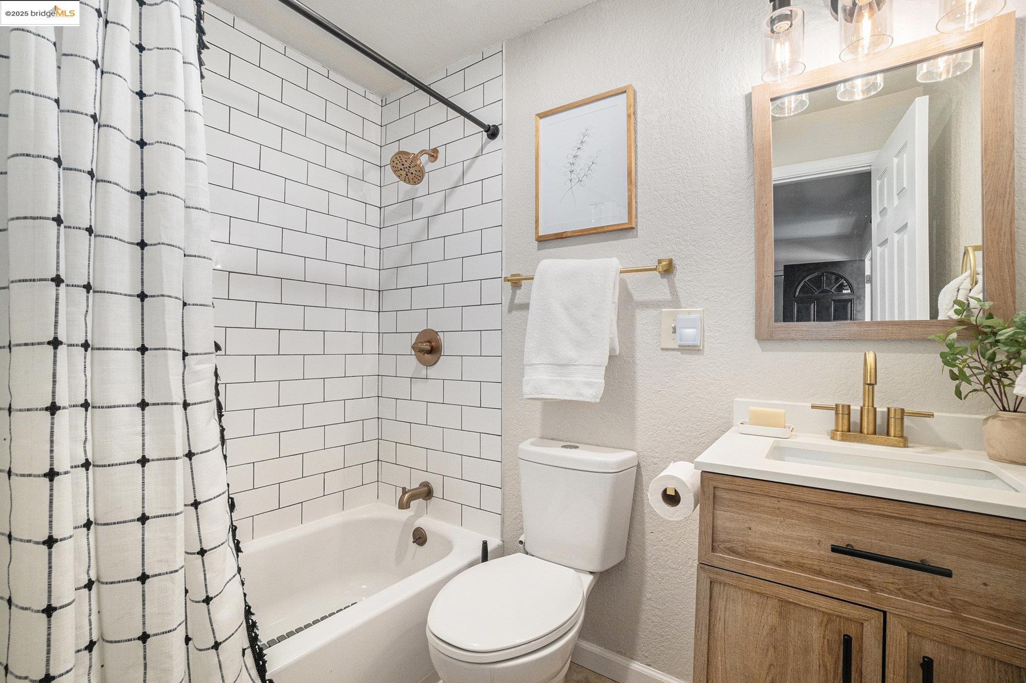 Detail Gallery Image 33 of 43 For 3439 Sanford St, Concord,  CA 94520 - 4 Beds | 2 Baths