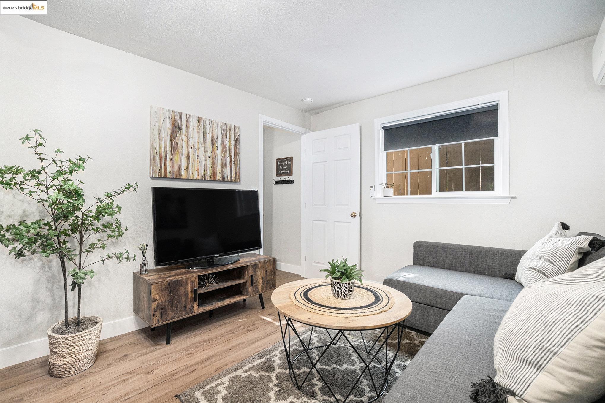 Detail Gallery Image 34 of 43 For 3439 Sanford St, Concord,  CA 94520 - 4 Beds | 2 Baths