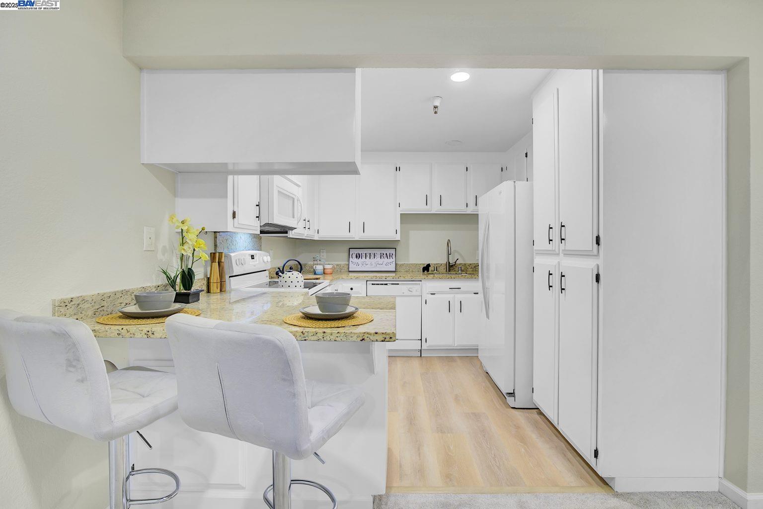 Photo #6: 41111831 Listing 