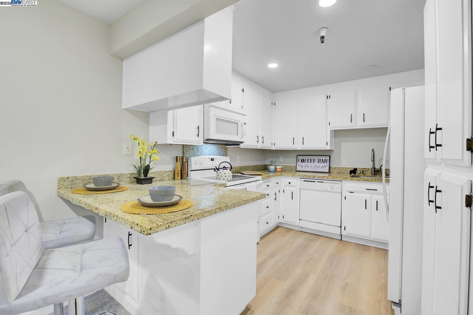 Photo #7: 41111831 Listing: Photo #7