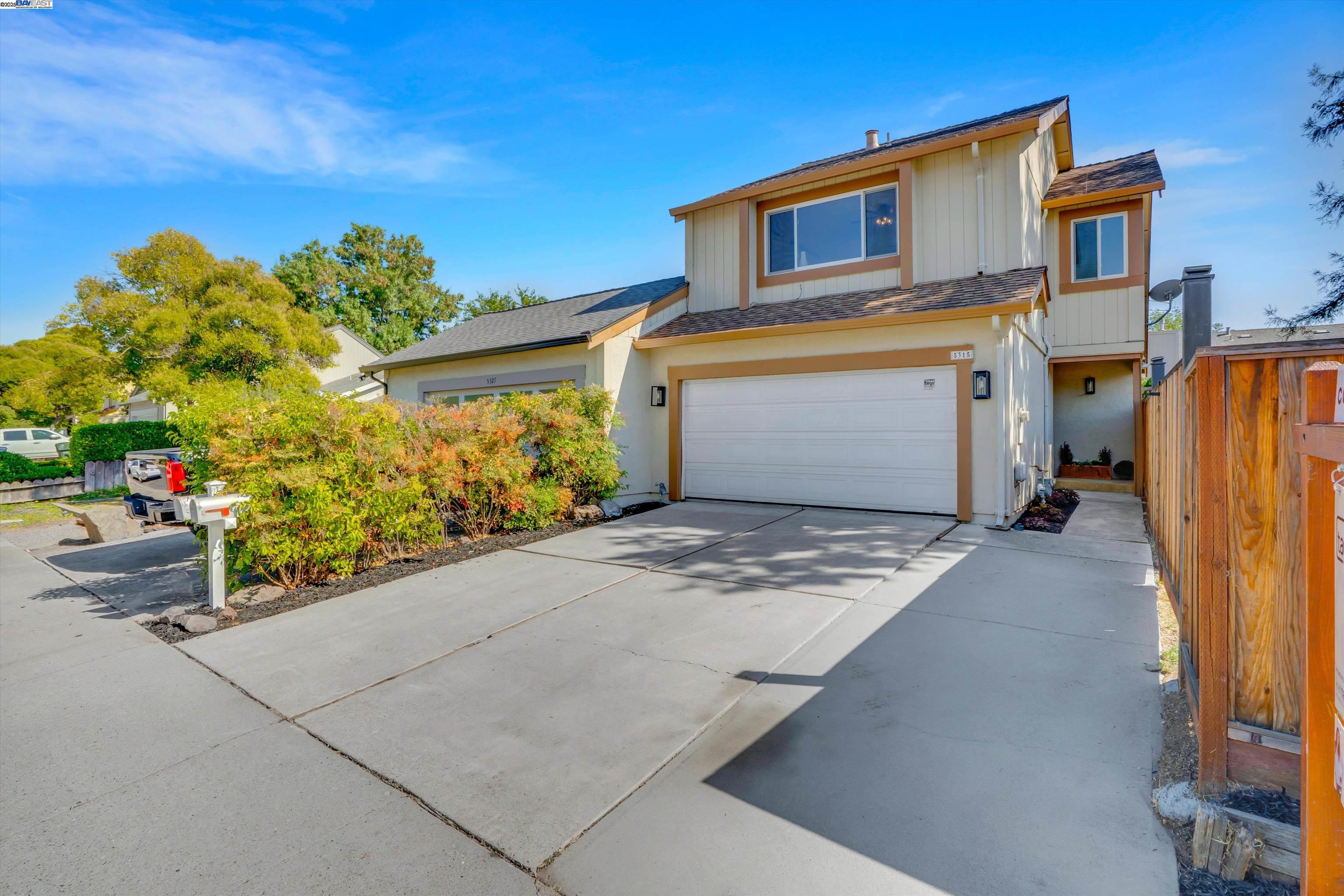 Detail Gallery Image 2 of 29 For 5315 Rainflower Dr, Livermore,  CA 94551 - 3 Beds | 2/1 Baths