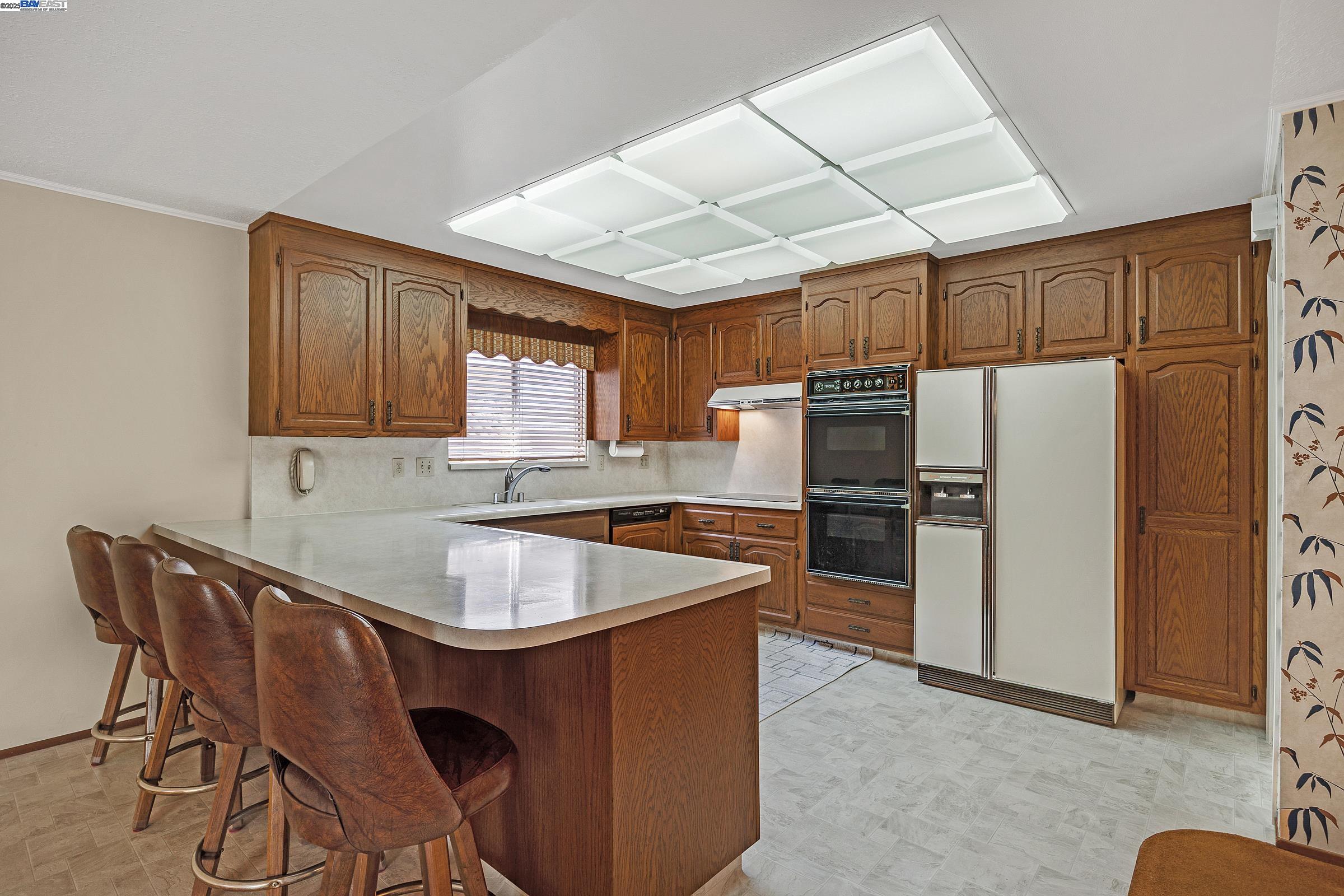 Detail Gallery Image 11 of 45 For 6244 Robin Court, Pleasanton,  CA 94588-4454 - 4 Beds | 2 Baths