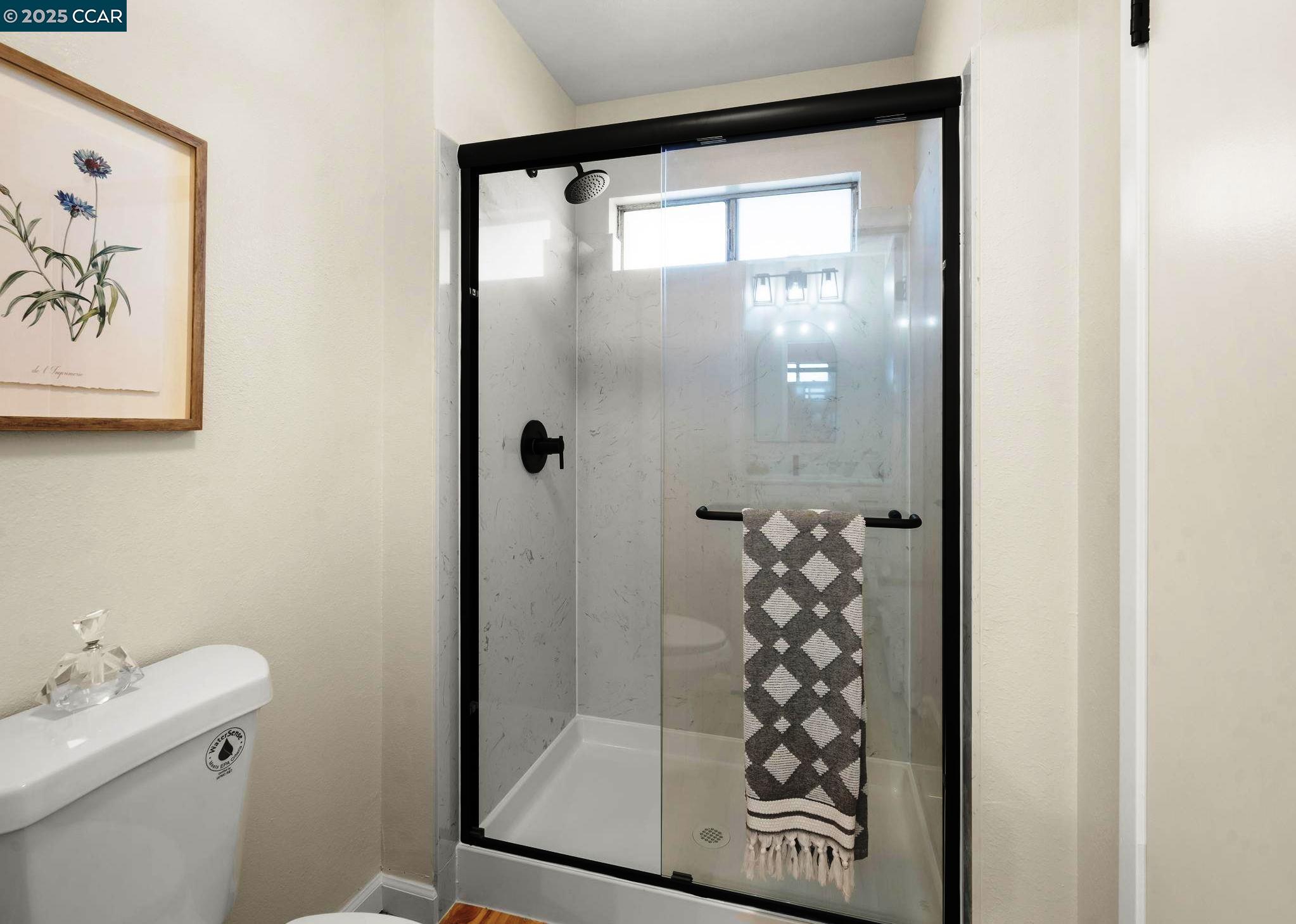 Detail Gallery Image 16 of 28 For 1936 Nero Ct, Walnut Creek,  CA 94598 - 3 Beds | 2/1 Baths