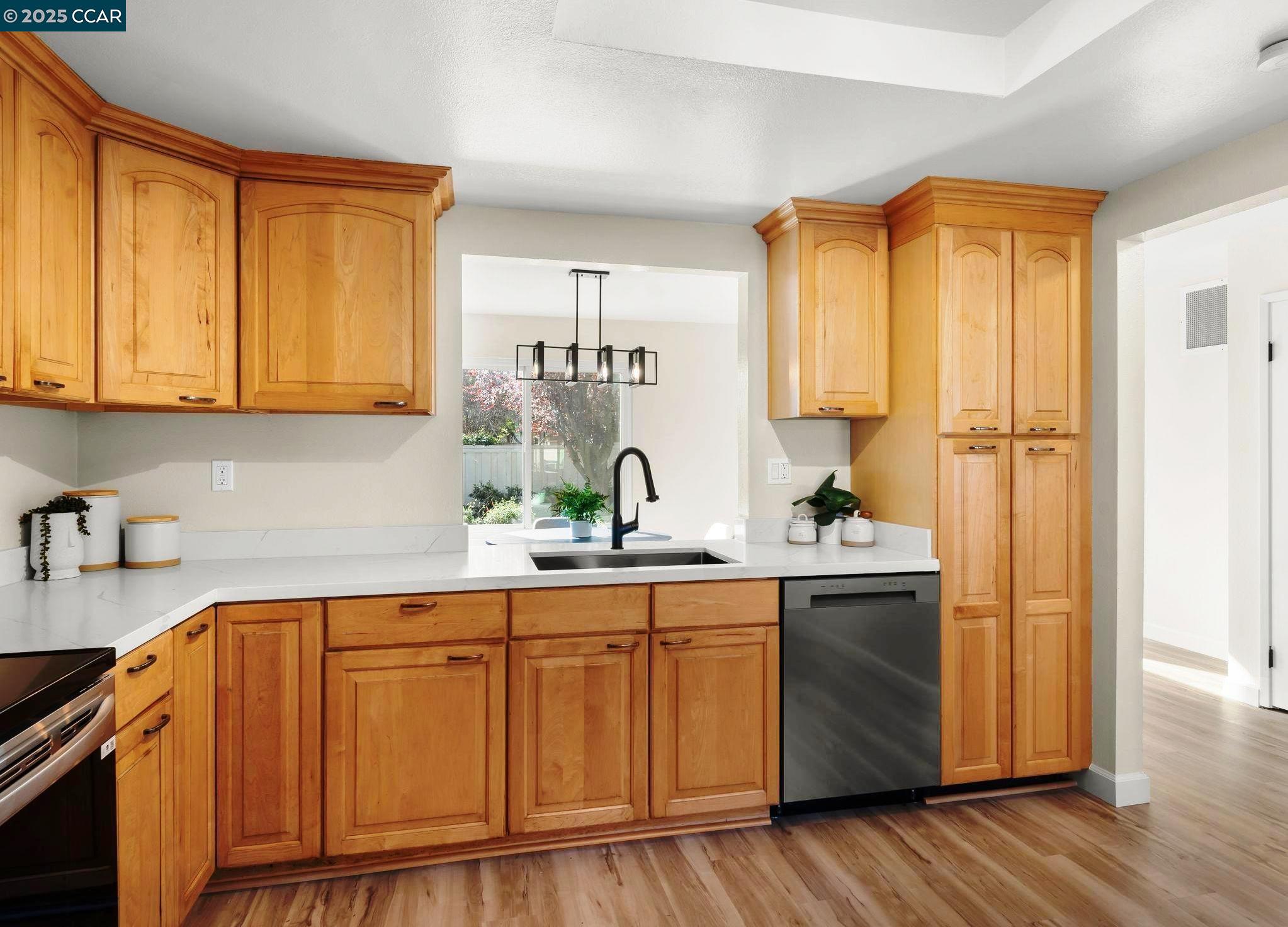 Photo #6: 41111836 Listing 