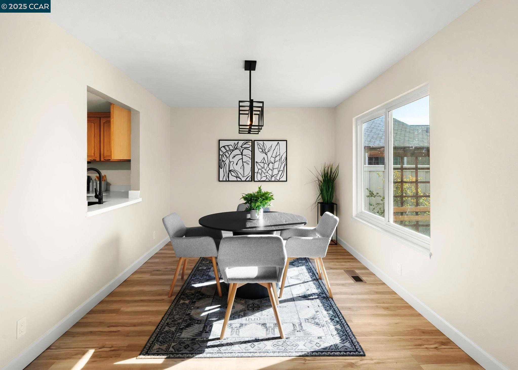 Detail Gallery Image 7 of 28 For 1936 Nero Ct, Walnut Creek,  CA 94598 - 3 Beds | 2/1 Baths