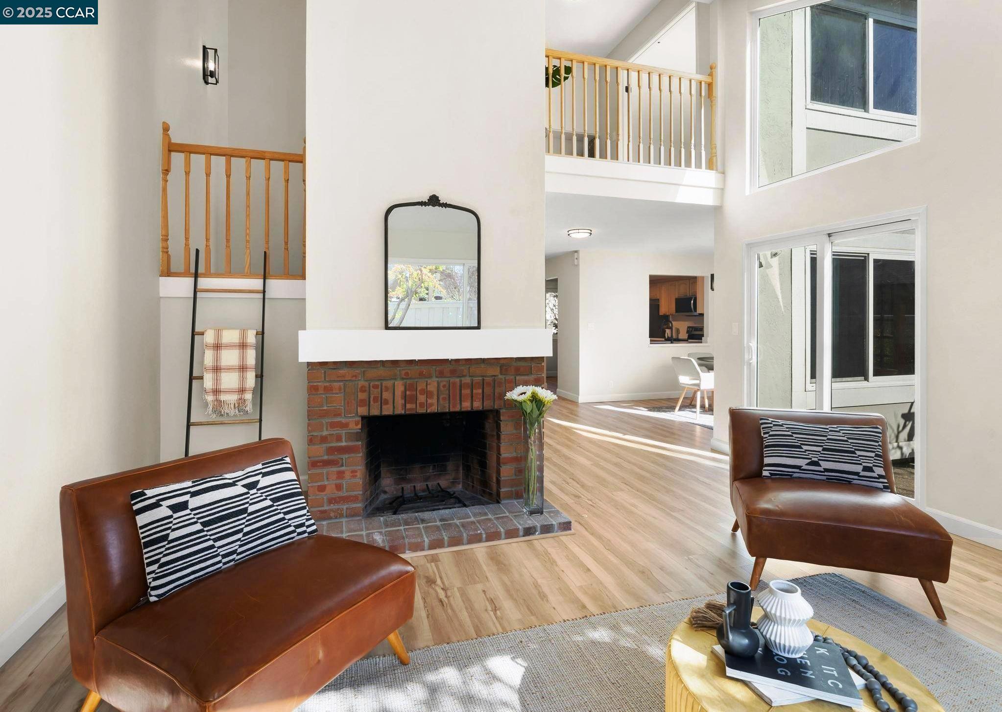 Detail Gallery Image 10 of 28 For 1936 Nero Ct, Walnut Creek,  CA 94598 - 3 Beds | 2/1 Baths