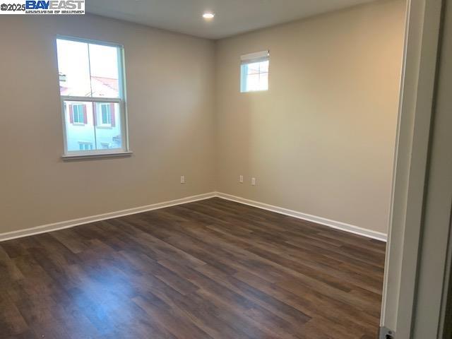 Detail Gallery Image 7 of 12 For 850 Camden Cmn, Livermore,  CA 94551 - 4 Beds | 3 Baths
