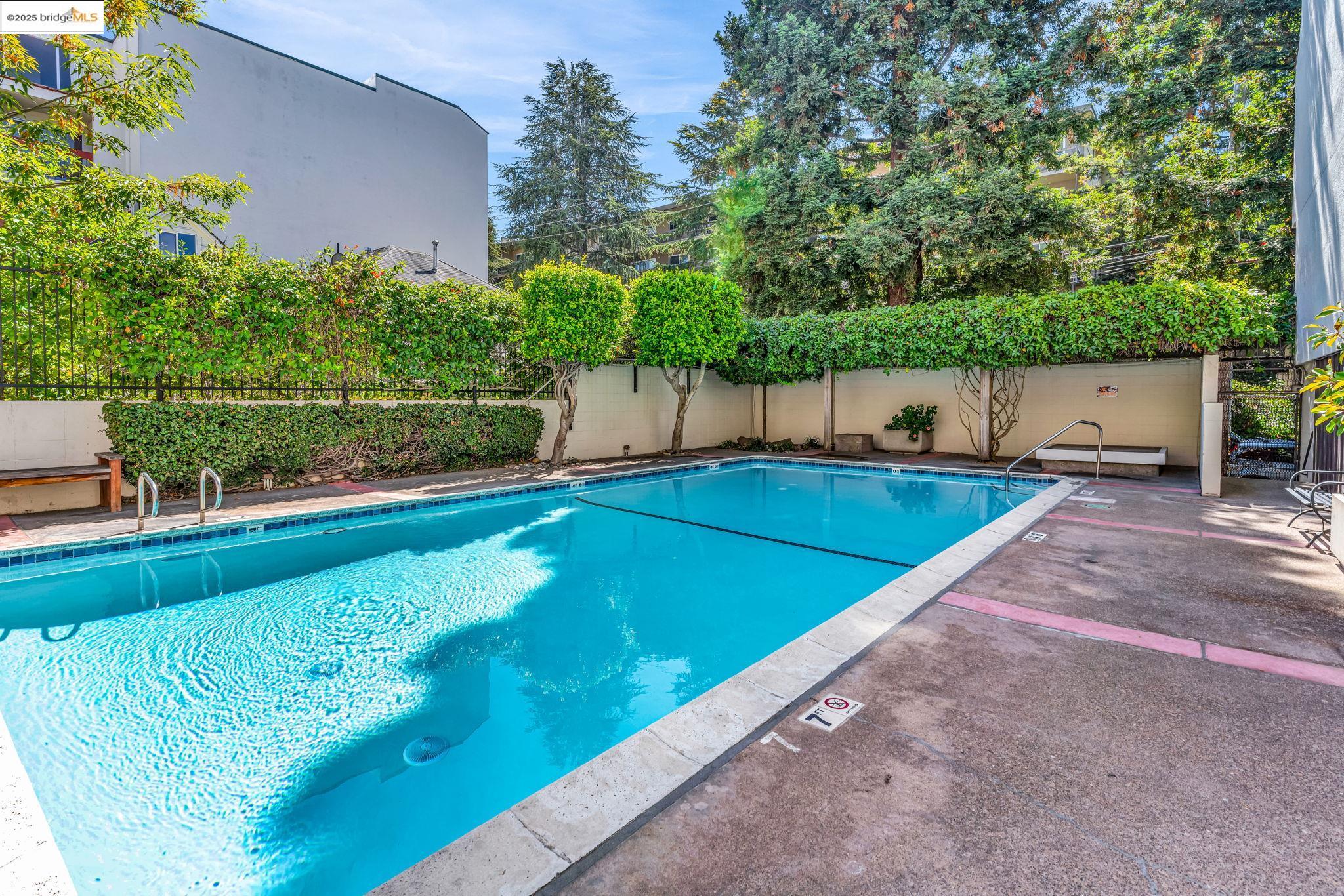 Photo #6: 41111840 Listing 
