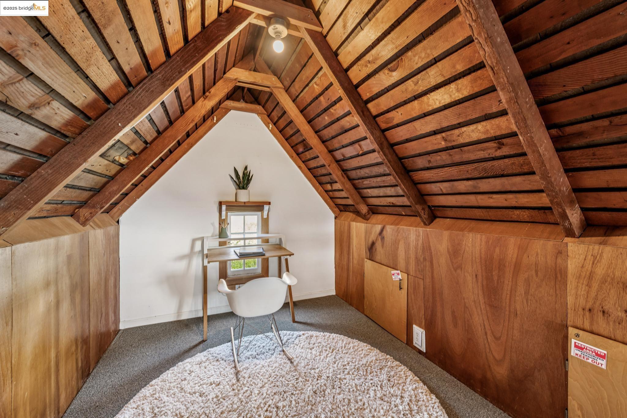 Detail Gallery Image 40 of 60 For 962 Arlington Ave, Berkeley,  CA 94707 - 4 Beds | 2/1 Baths