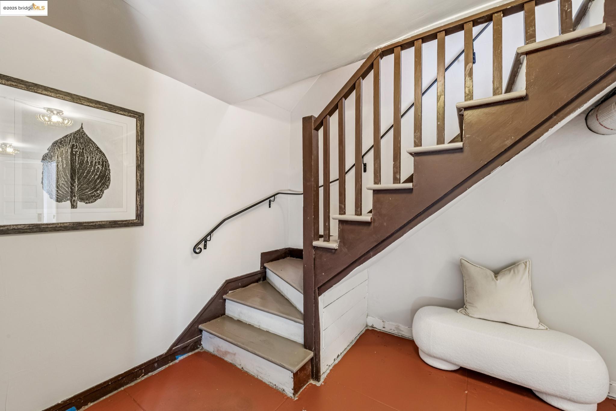 Detail Gallery Image 41 of 60 For 962 Arlington Ave, Berkeley,  CA 94707 - 4 Beds | 2/1 Baths