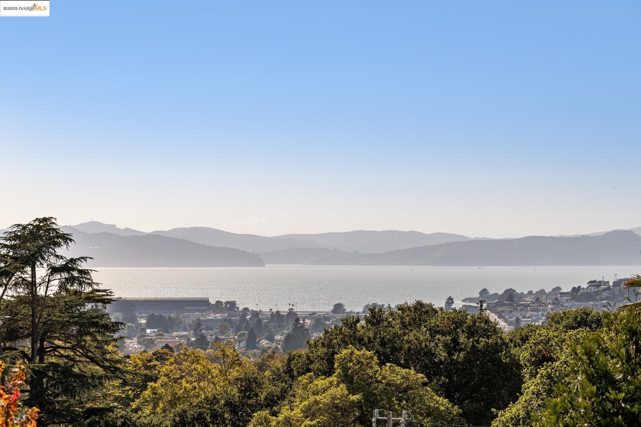 Detail Gallery Image 59 of 60 For 962 Arlington Ave, Berkeley,  CA 94707 - 4 Beds | 2/1 Baths