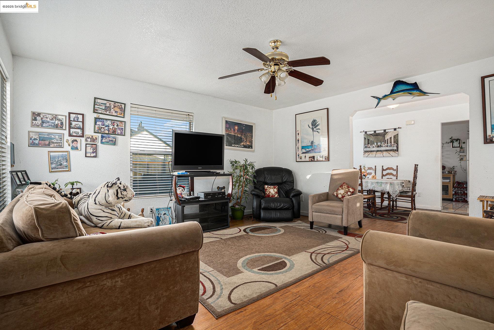 Detail Gallery Image 5 of 17 For 333 Winton Ave, Hayward,  CA 94544 - 2 Beds | 1 Baths