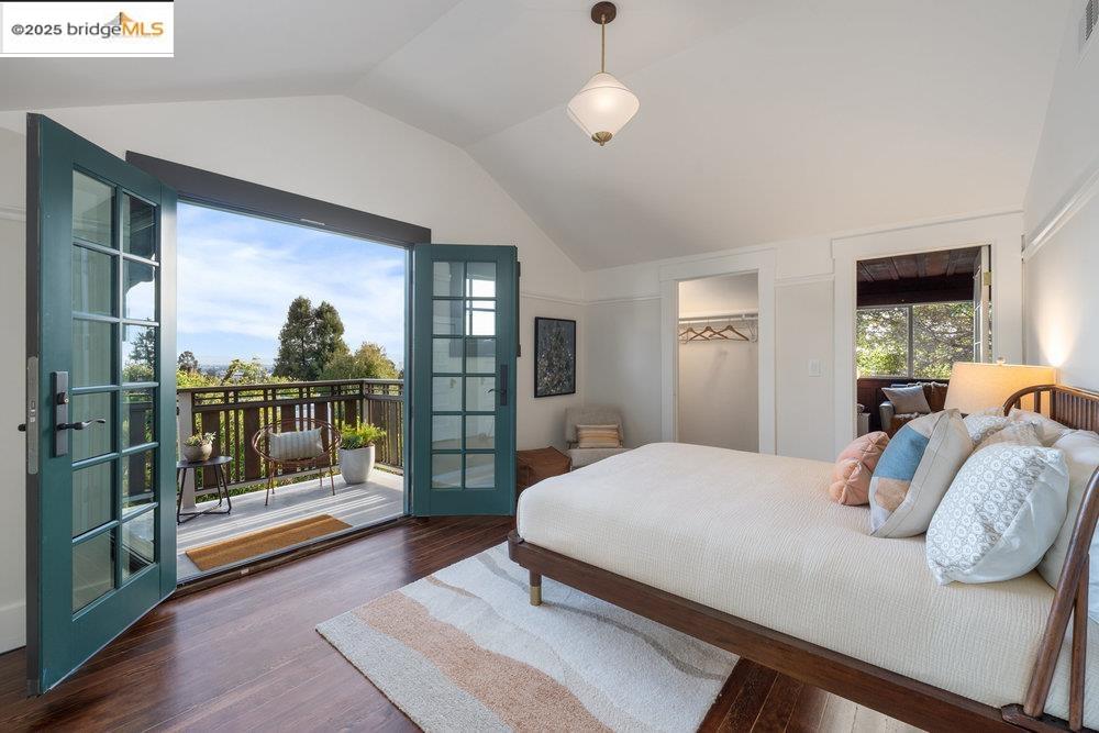 Detail Gallery Image 25 of 60 For 1178 Oxford St, Berkeley,  CA 94707 - 4 Beds | 4 Baths