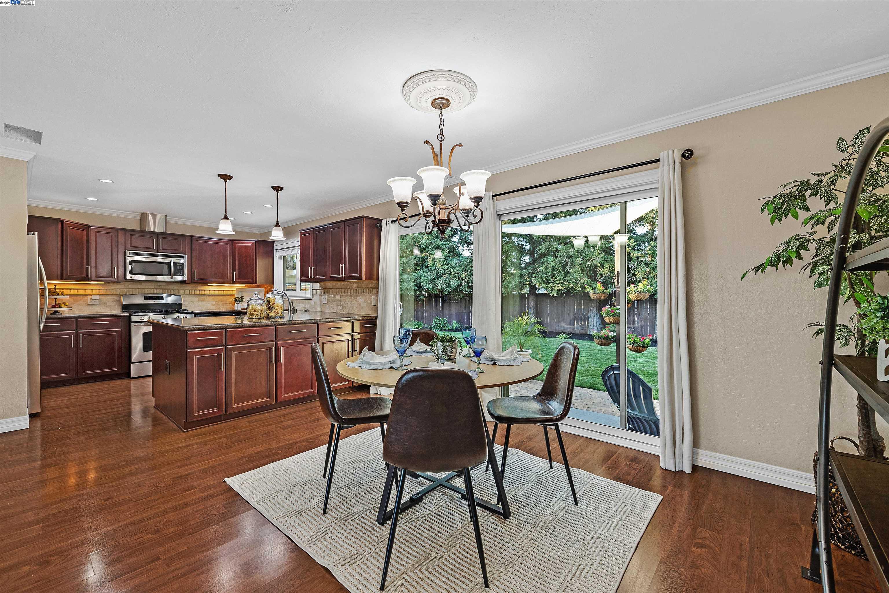 Detail Gallery Image 12 of 44 For 174 Dogwood Pl, San Ramon,  CA 94583 - 2 Beds | 2 Baths