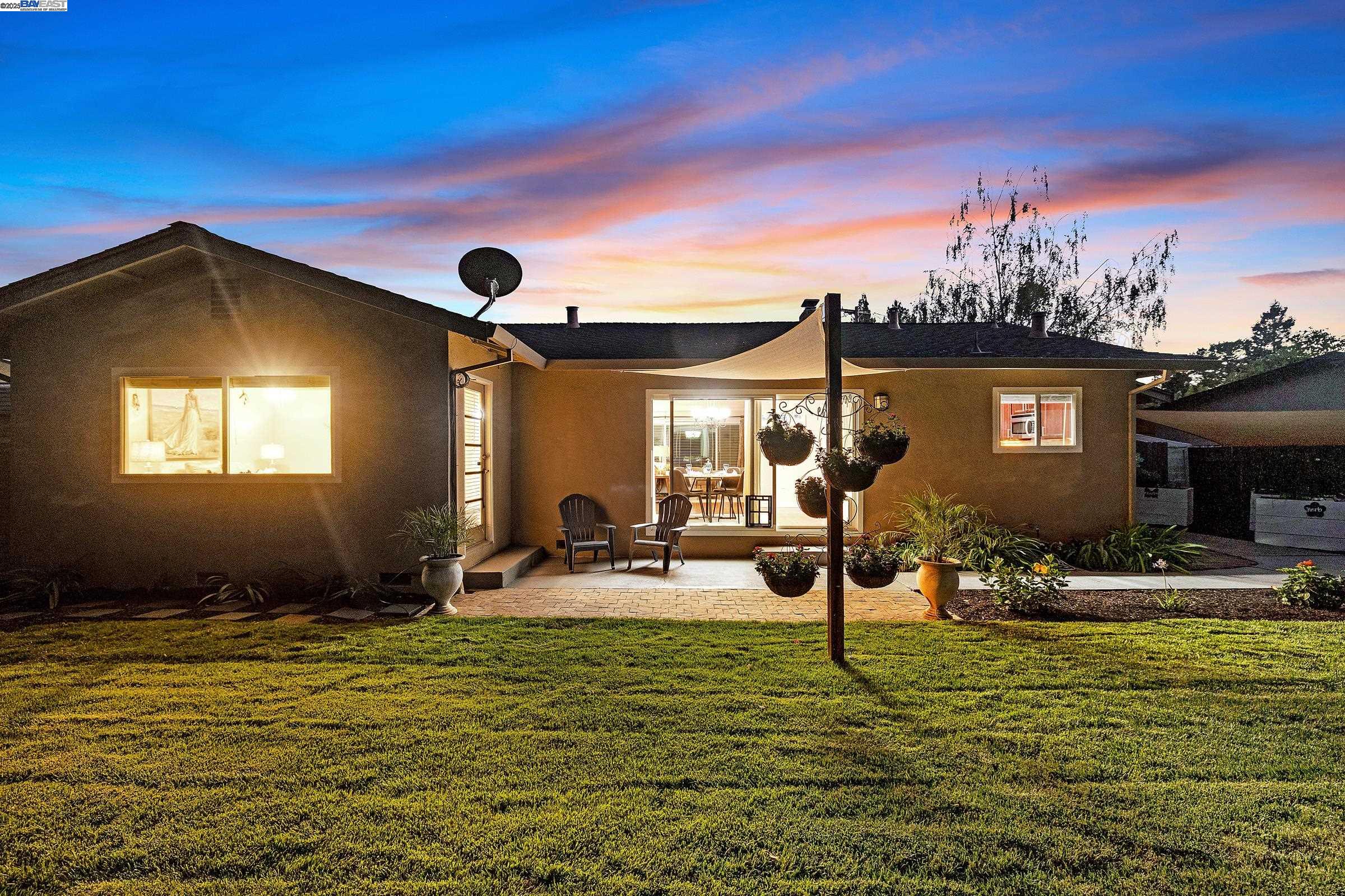 Detail Gallery Image 27 of 44 For 174 Dogwood Pl, San Ramon,  CA 94583 - 2 Beds | 2 Baths
