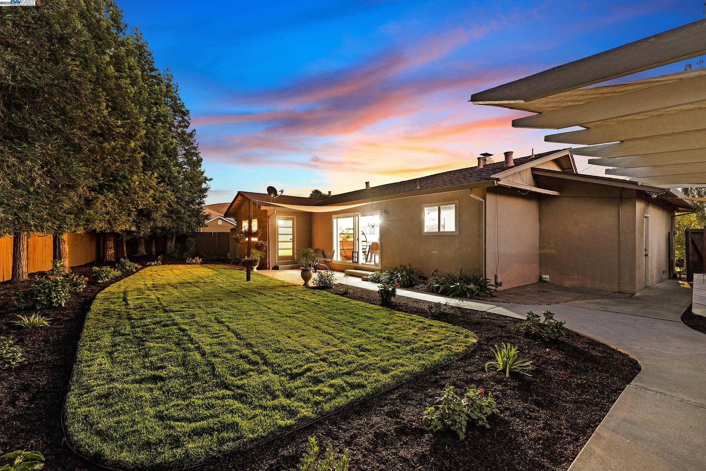 Detail Gallery Image 29 of 44 For 174 Dogwood Pl, San Ramon,  CA 94583 - 2 Beds | 2 Baths