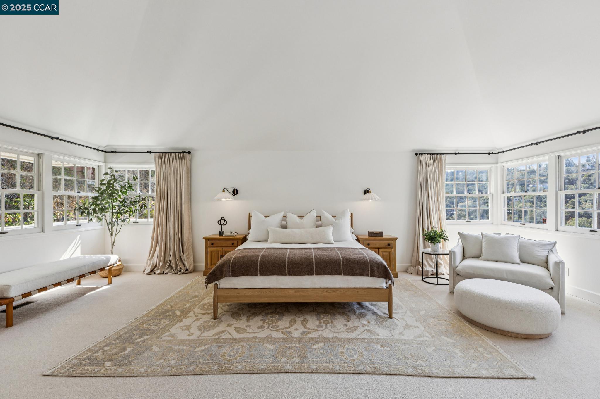 Detail Gallery Image 28 of 45 For 32 Dos Posos, Orinda,  CA 94563 - 4 Beds | 3/1 Baths