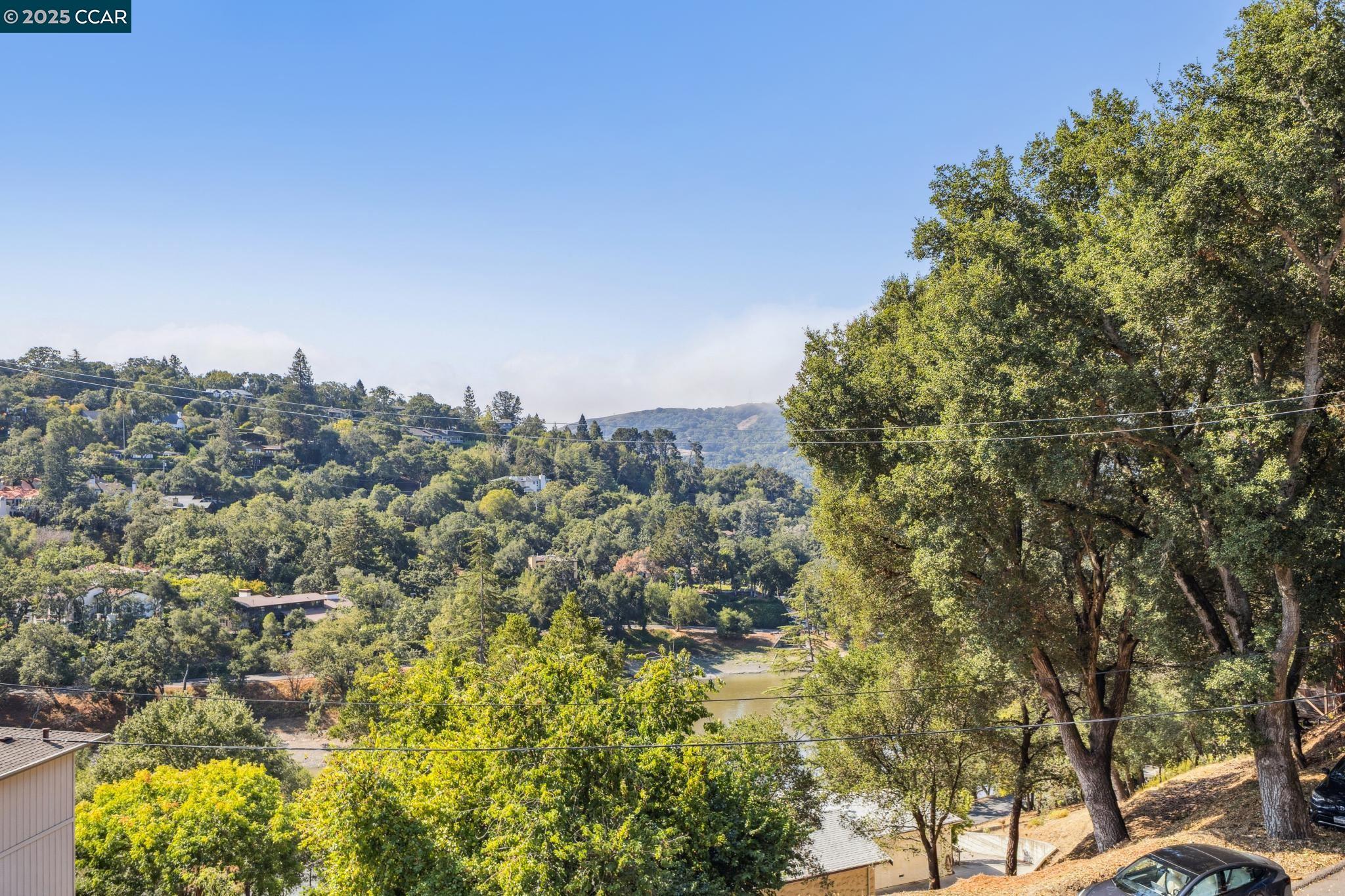 Detail Gallery Image 45 of 45 For 32 Dos Posos, Orinda,  CA 94563 - 4 Beds | 3/1 Baths
