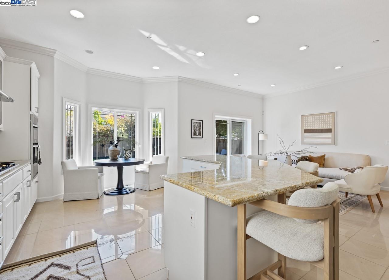 Detail Gallery Image 18 of 46 For 924 S Wolfe Rd, Sunnyvale,  CA 94086 - 4 Beds | 3/1 Baths