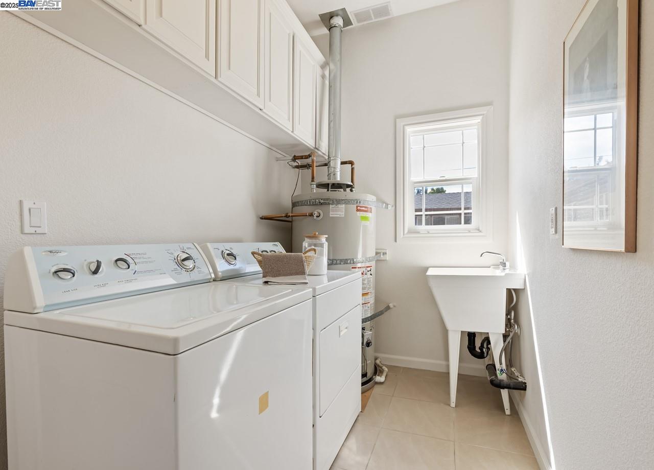 Detail Gallery Image 25 of 46 For 924 S Wolfe Rd, Sunnyvale,  CA 94086 - 4 Beds | 3/1 Baths