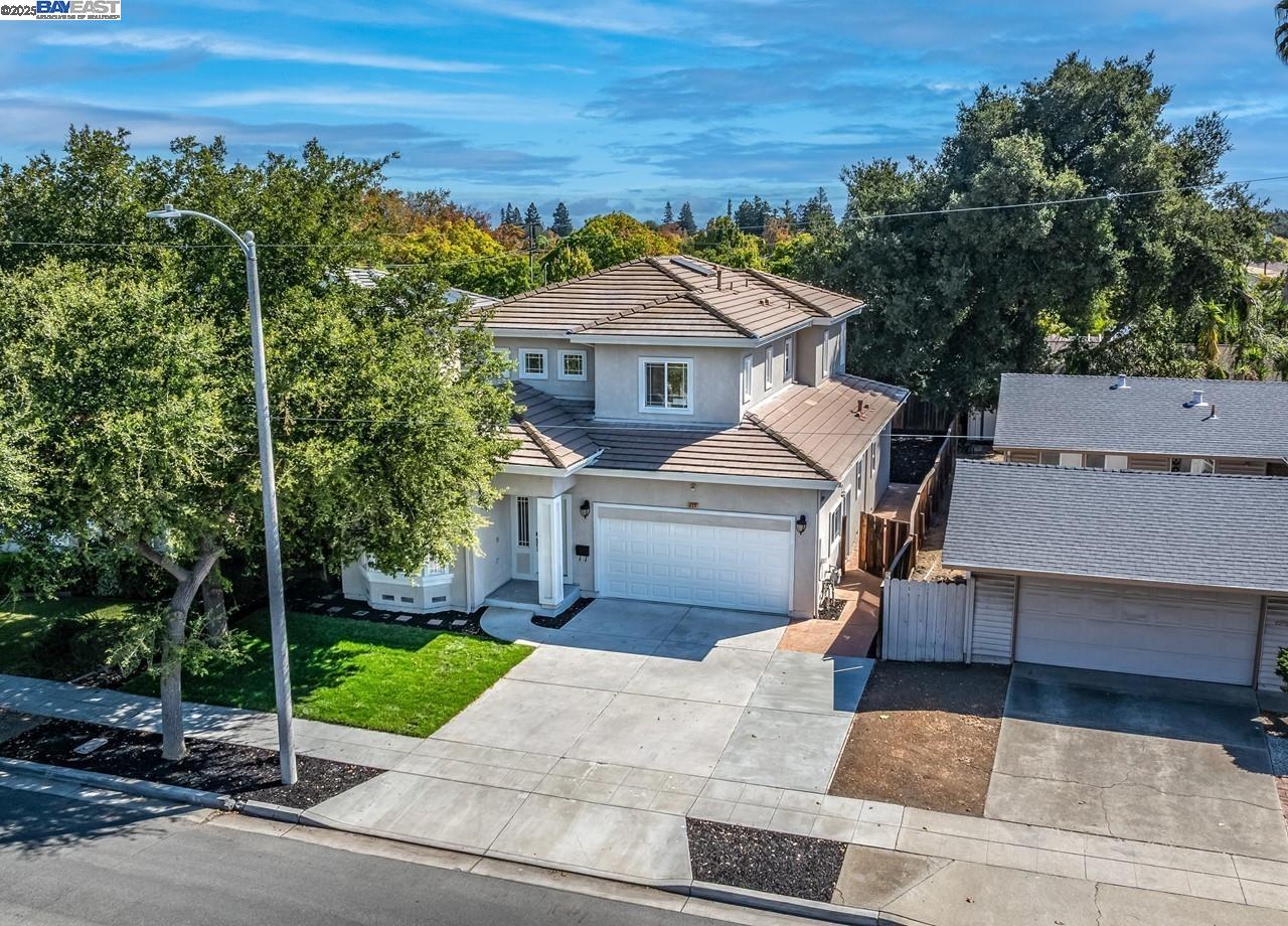 Detail Gallery Image 42 of 46 For 924 S Wolfe Rd, Sunnyvale,  CA 94086 - 4 Beds | 3/1 Baths