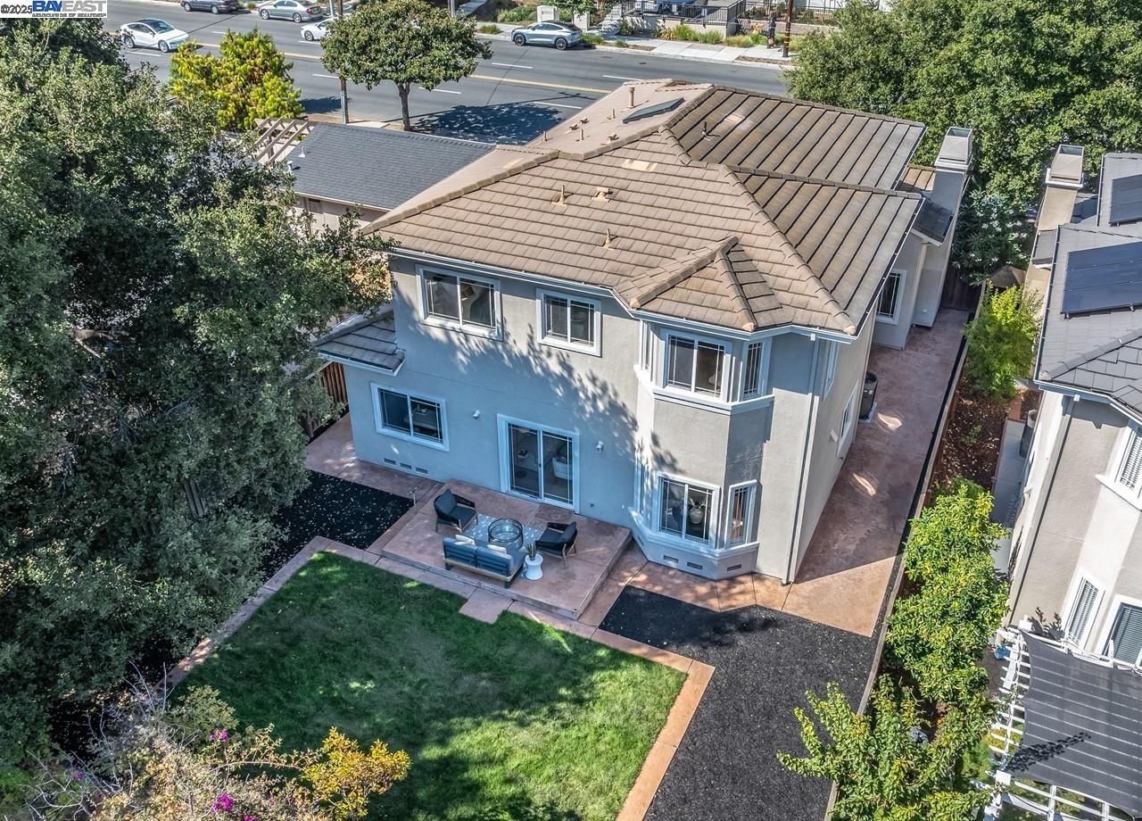 Detail Gallery Image 45 of 46 For 924 S Wolfe Rd, Sunnyvale,  CA 94086 - 4 Beds | 3/1 Baths