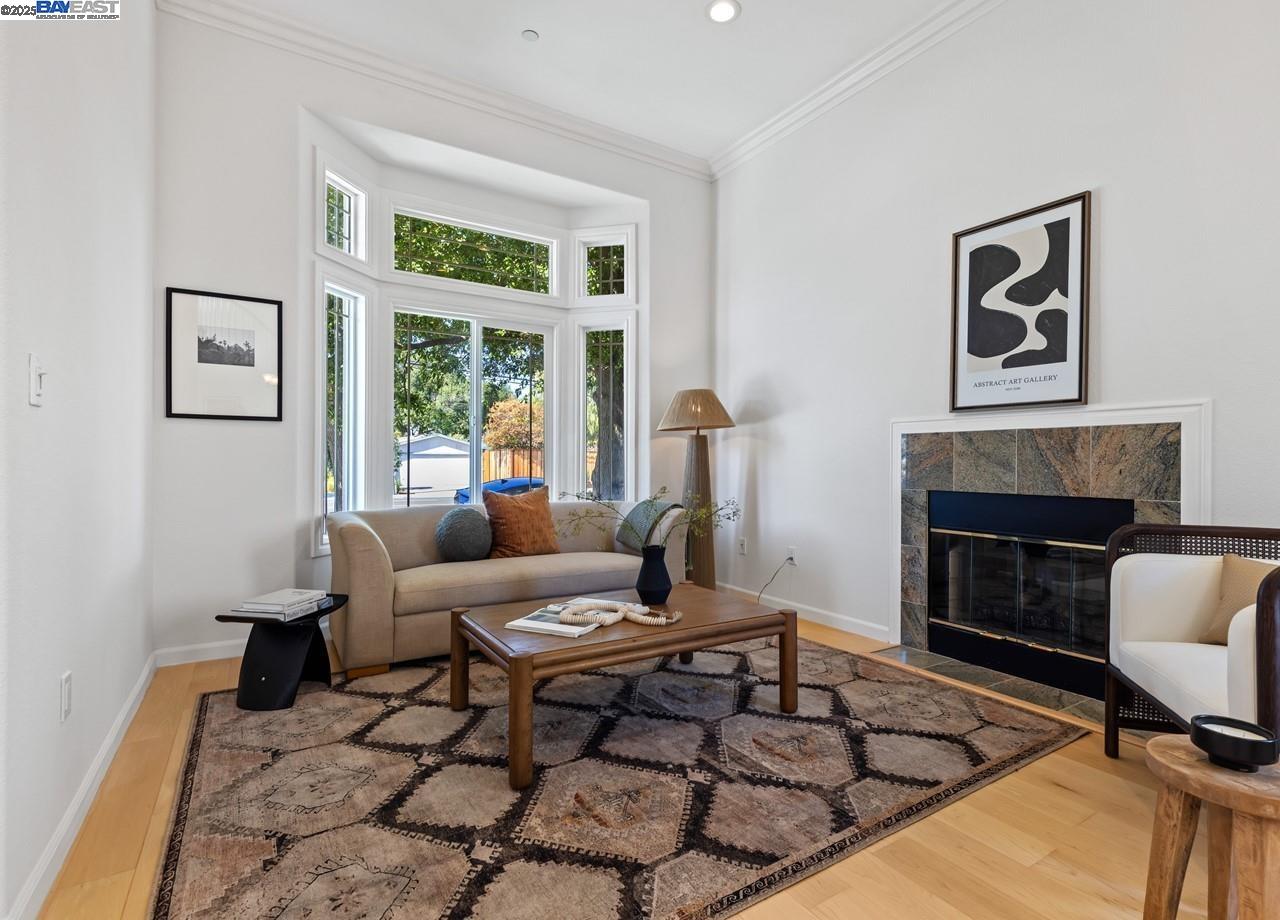 Detail Gallery Image 7 of 46 For 924 S Wolfe Rd, Sunnyvale,  CA 94086 - 4 Beds | 3/1 Baths