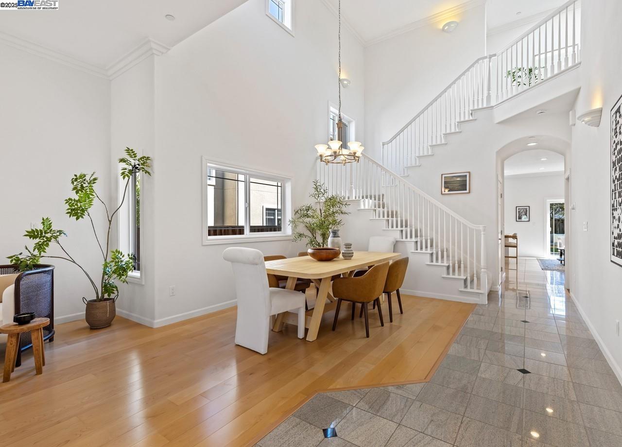 Detail Gallery Image 8 of 46 For 924 S Wolfe Rd, Sunnyvale,  CA 94086 - 4 Beds | 3/1 Baths