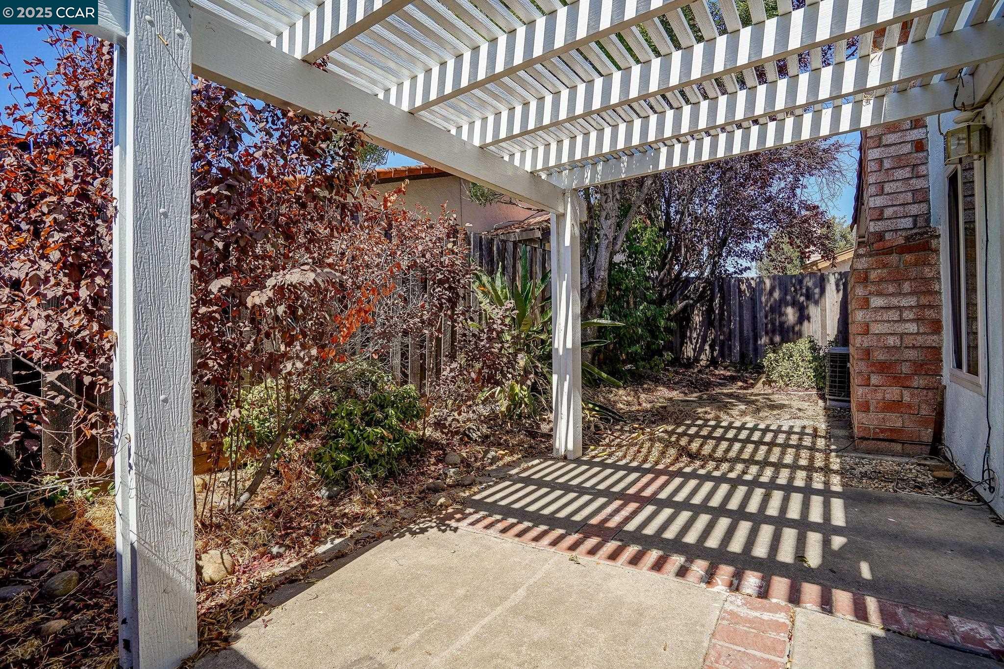 Detail Gallery Image 24 of 29 For 3224 Madrone St, Antioch,  CA 94509 - 3 Beds | 2 Baths