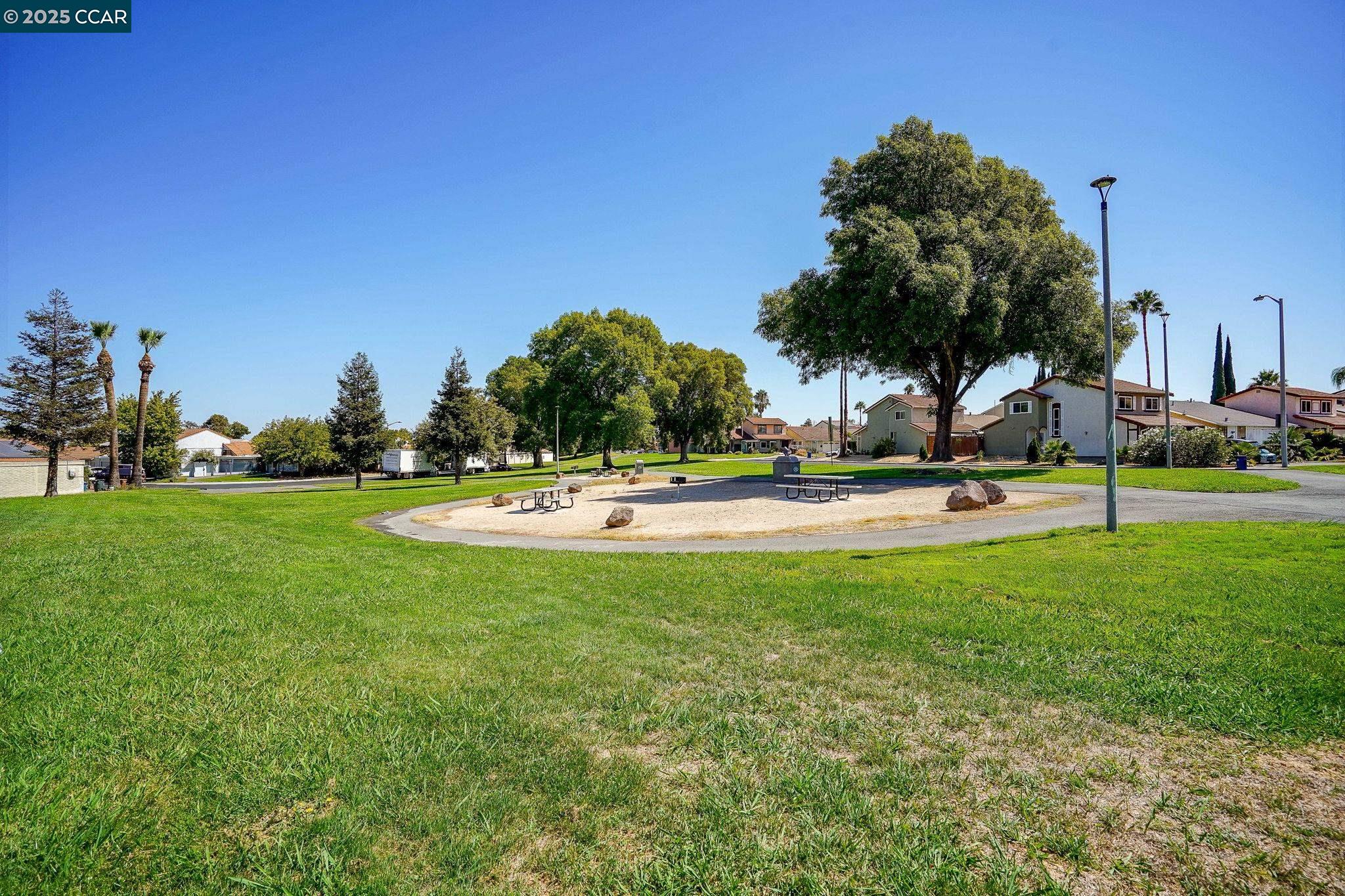 Detail Gallery Image 28 of 29 For 3224 Madrone St, Antioch,  CA 94509 - 3 Beds | 2 Baths