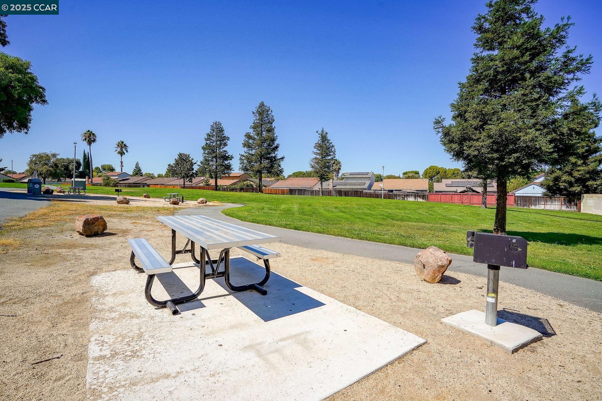 Detail Gallery Image 29 of 29 For 3224 Madrone St, Antioch,  CA 94509 - 3 Beds | 2 Baths