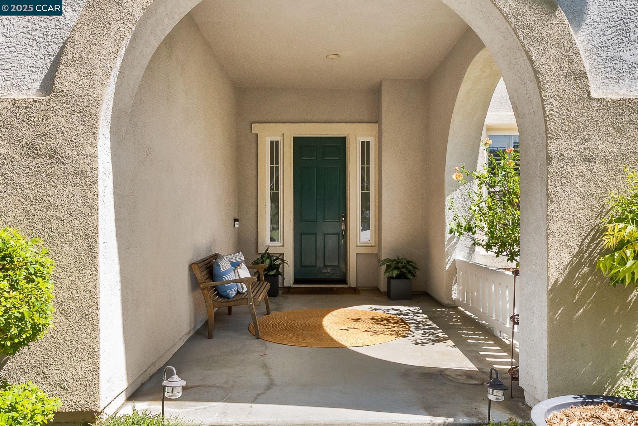 Detail Gallery Image 6 of 57 For 2460 Berkshire Ln, Brentwood,  CA 94513 - 5 Beds | 4 Baths