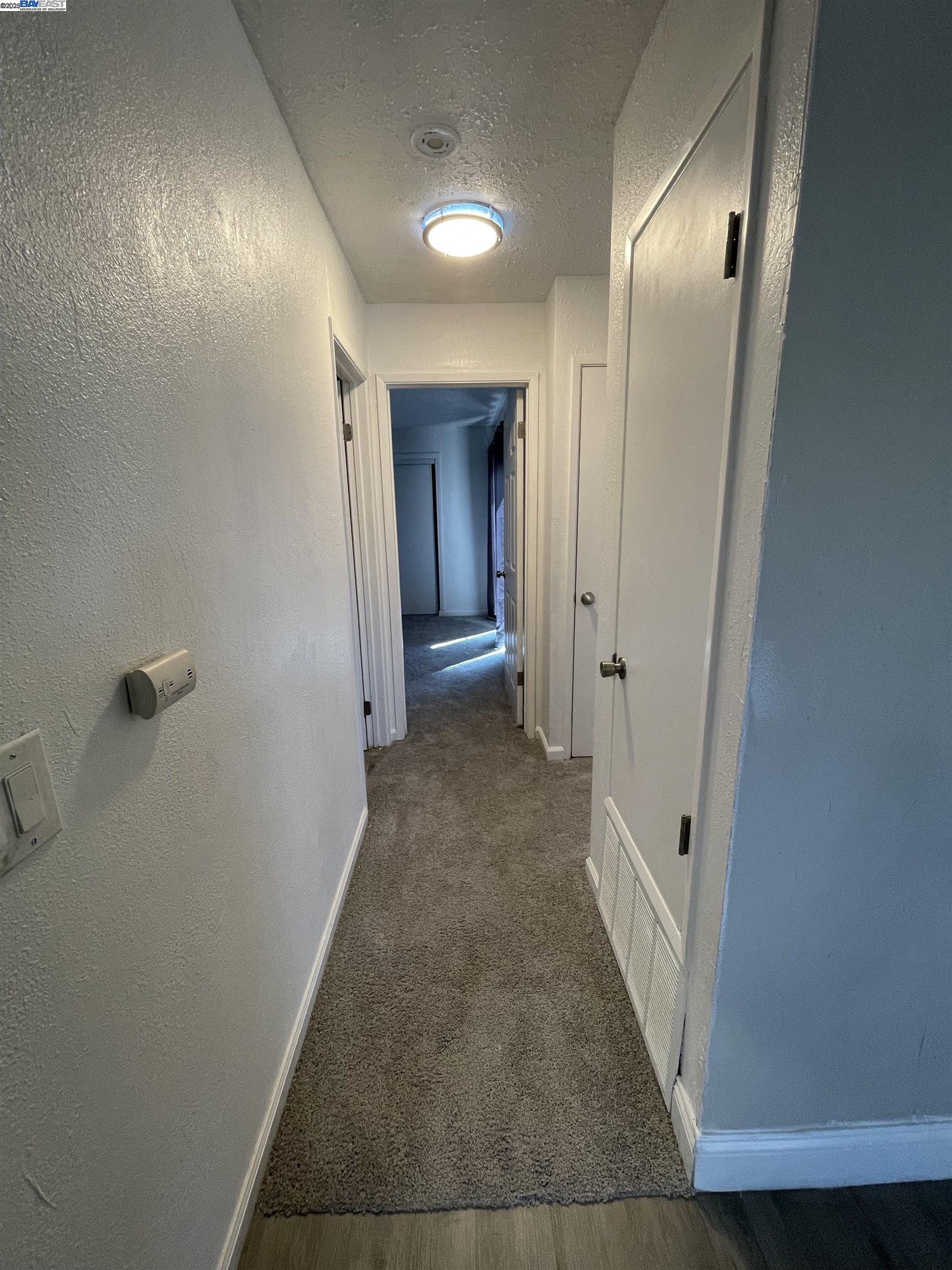 Detail Gallery Image 5 of 11 For 1904 San Jose Dr, Antioch,  CA 94509 - 2 Beds | 1 Baths