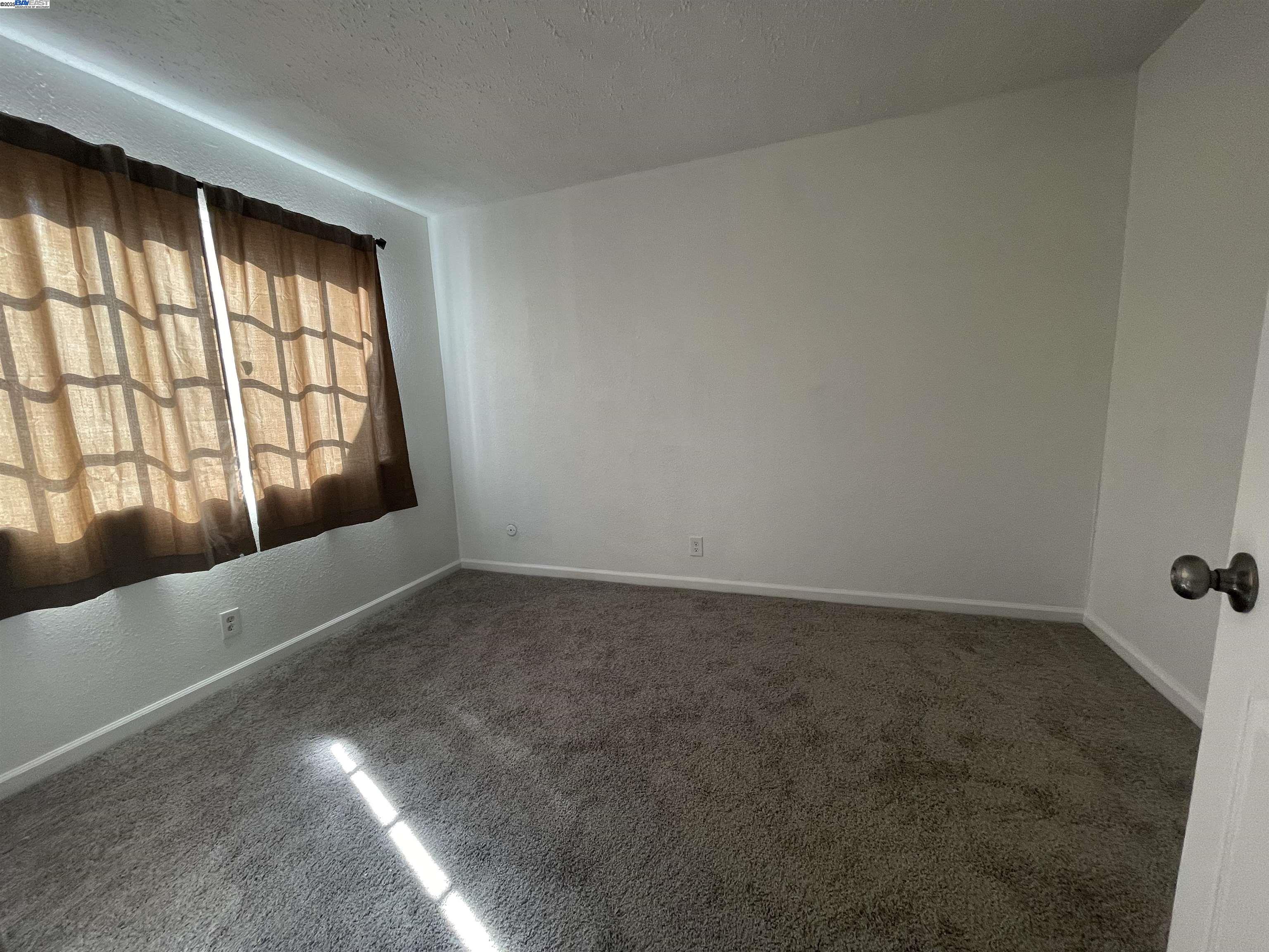 Detail Gallery Image 8 of 11 For 1904 San Jose Dr, Antioch,  CA 94509 - 2 Beds | 1 Baths