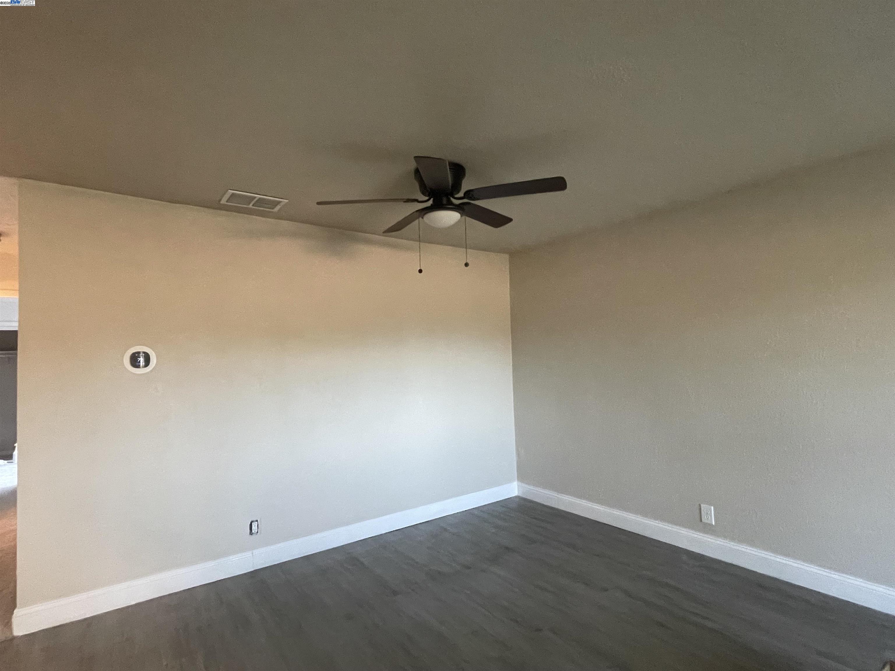Detail Gallery Image 9 of 11 For 1904 San Jose Dr, Antioch,  CA 94509 - 2 Beds | 1 Baths