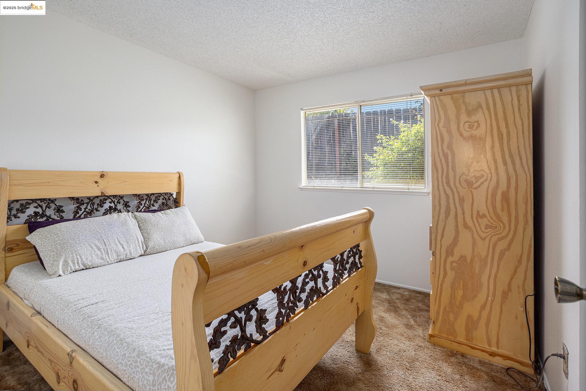Detail Gallery Image 11 of 22 For 2333 Camelback Dr, Antioch,  CA 94509 - 4 Beds | 2 Baths