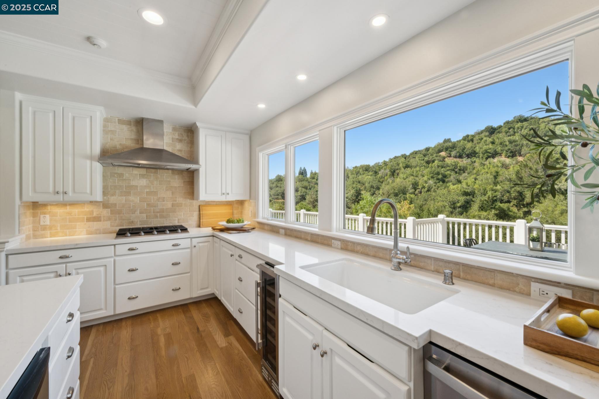 Detail Gallery Image 19 of 59 For 1133 Estates Dr, Lafayette,  CA 94549 - 4 Beds | 4/1 Baths