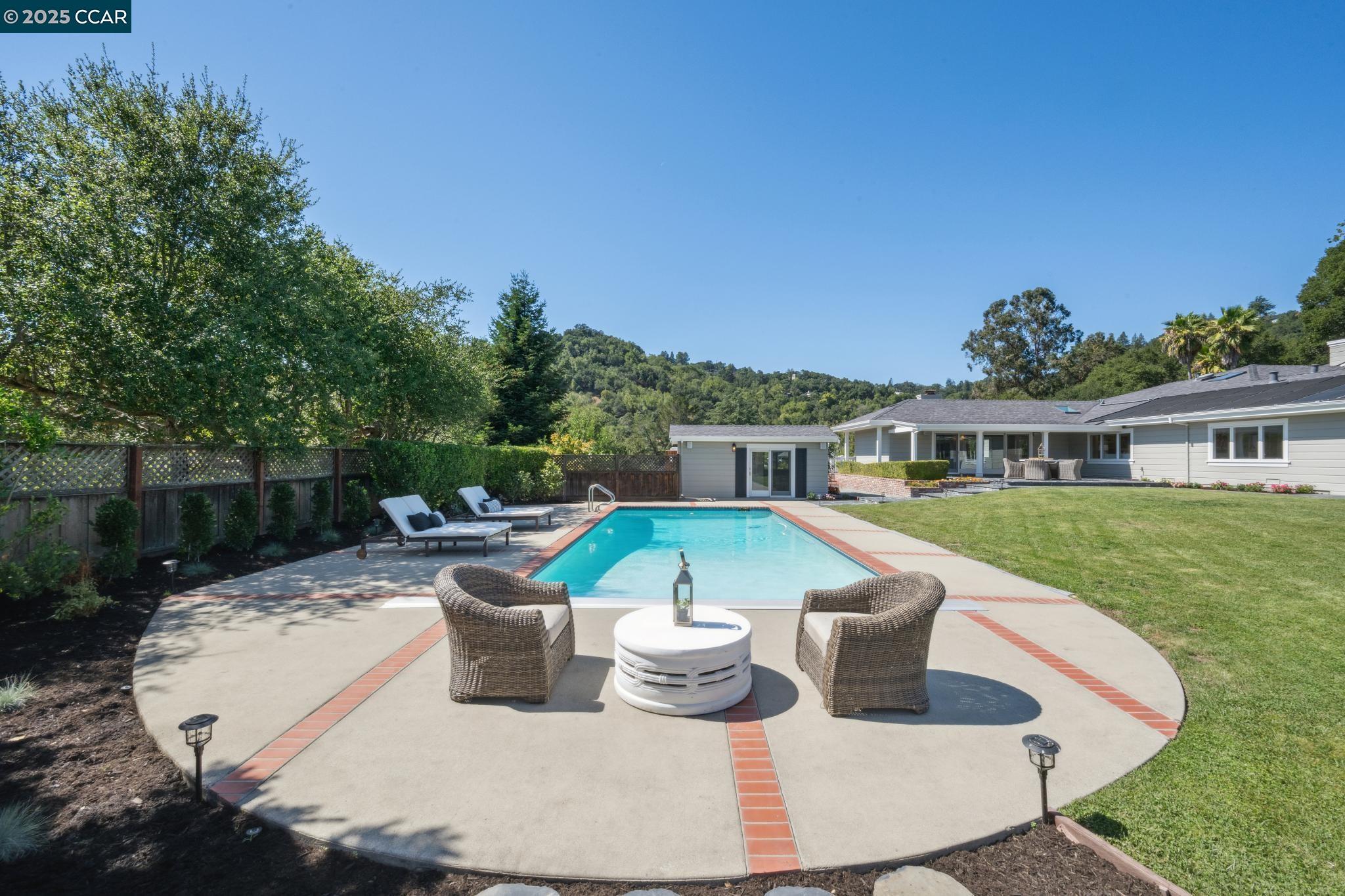 Detail Gallery Image 45 of 59 For 1133 Estates Dr, Lafayette,  CA 94549 - 4 Beds | 4/1 Baths
