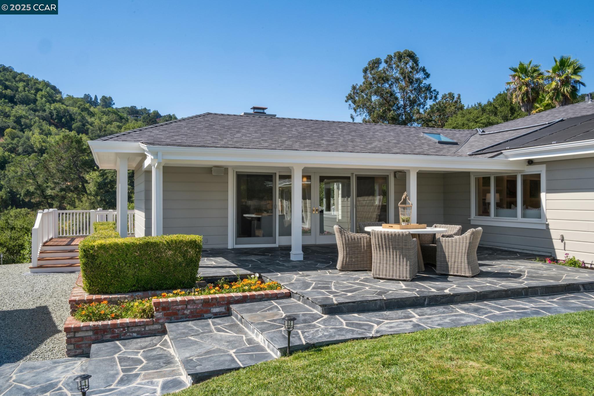 Detail Gallery Image 51 of 59 For 1133 Estates Dr, Lafayette,  CA 94549 - 4 Beds | 4/1 Baths