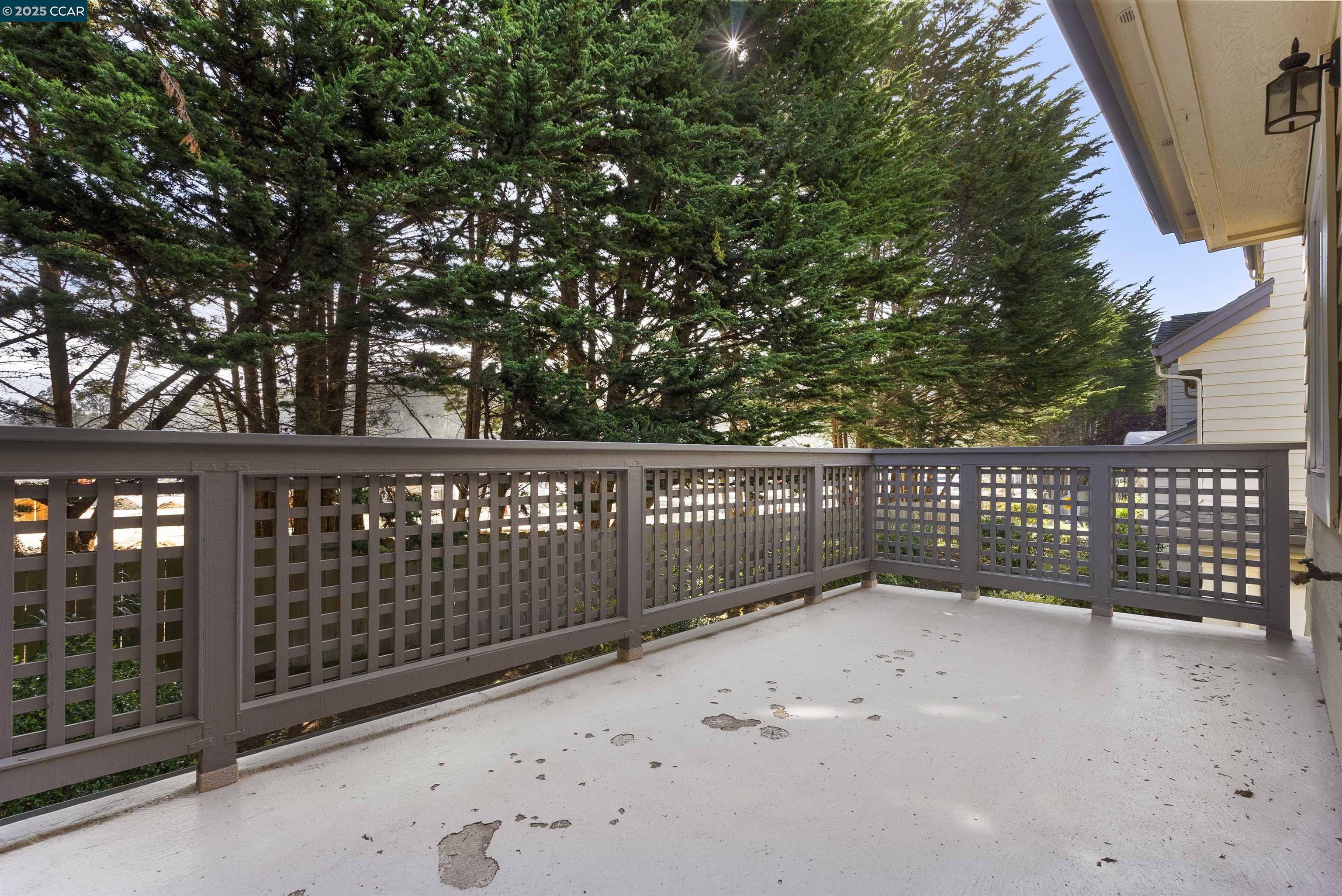 Detail Gallery Image 11 of 34 For 156 Patrick Way, Half Moon Bay,  CA 94019 - 3 Beds | 3 Baths