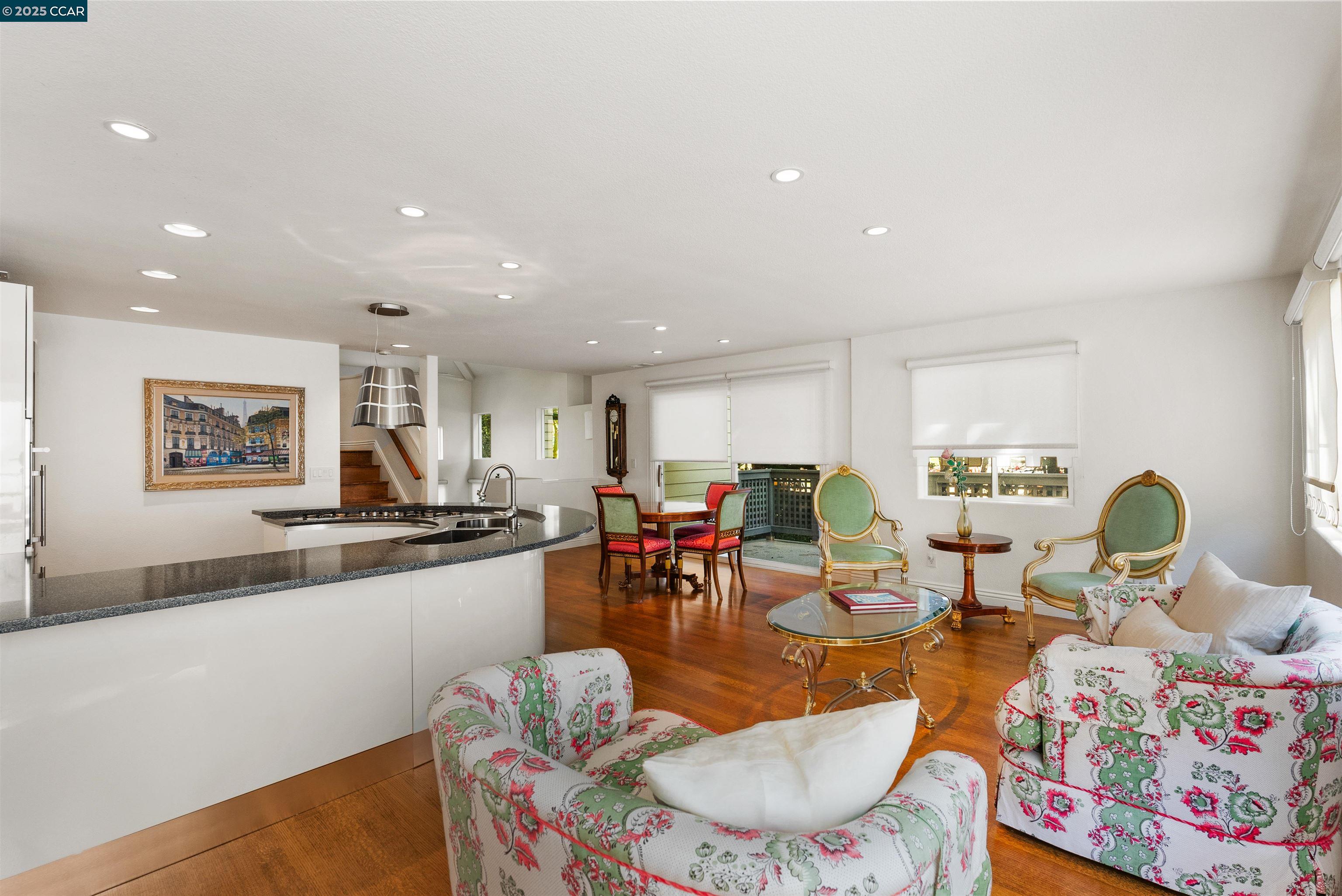 Detail Gallery Image 17 of 34 For 156 Patrick Way, Half Moon Bay,  CA 94019 - 3 Beds | 3 Baths