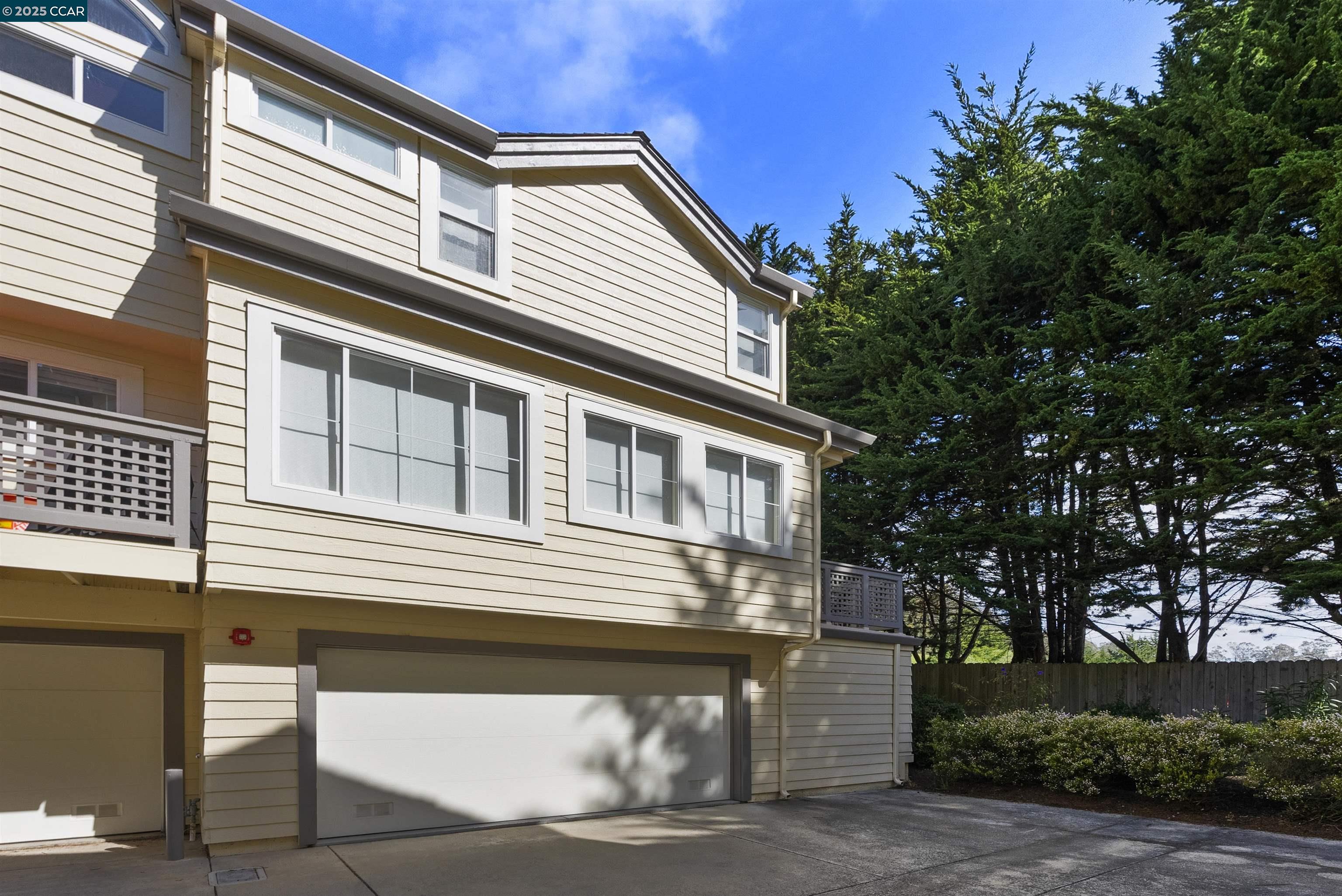Detail Gallery Image 32 of 34 For 156 Patrick Way, Half Moon Bay,  CA 94019 - 3 Beds | 3 Baths