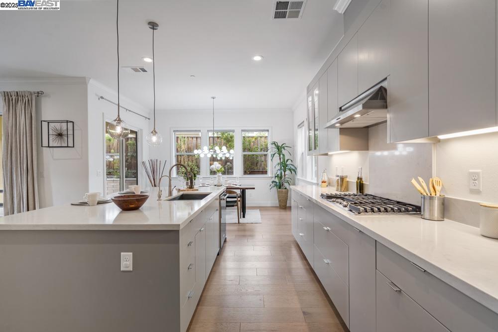 Detail Gallery Image 16 of 59 For 301 Arrowleaf St, San Ramon,  CA 94582 - 4 Beds | 3/1 Baths