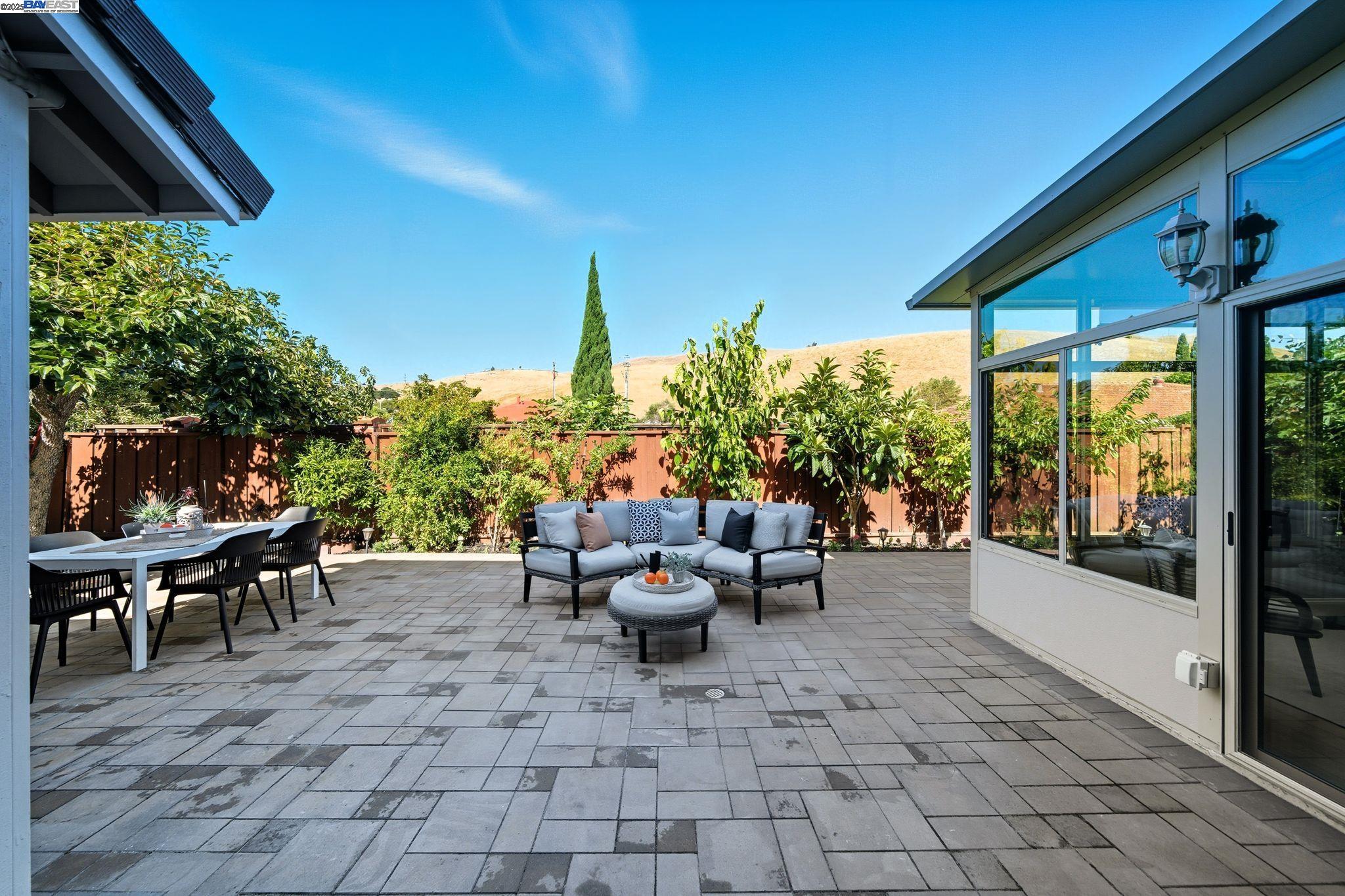 Detail Gallery Image 31 of 47 For 35672 Terrace Dr, Fremont,  CA 94536 - 3 Beds | 2/1 Baths
