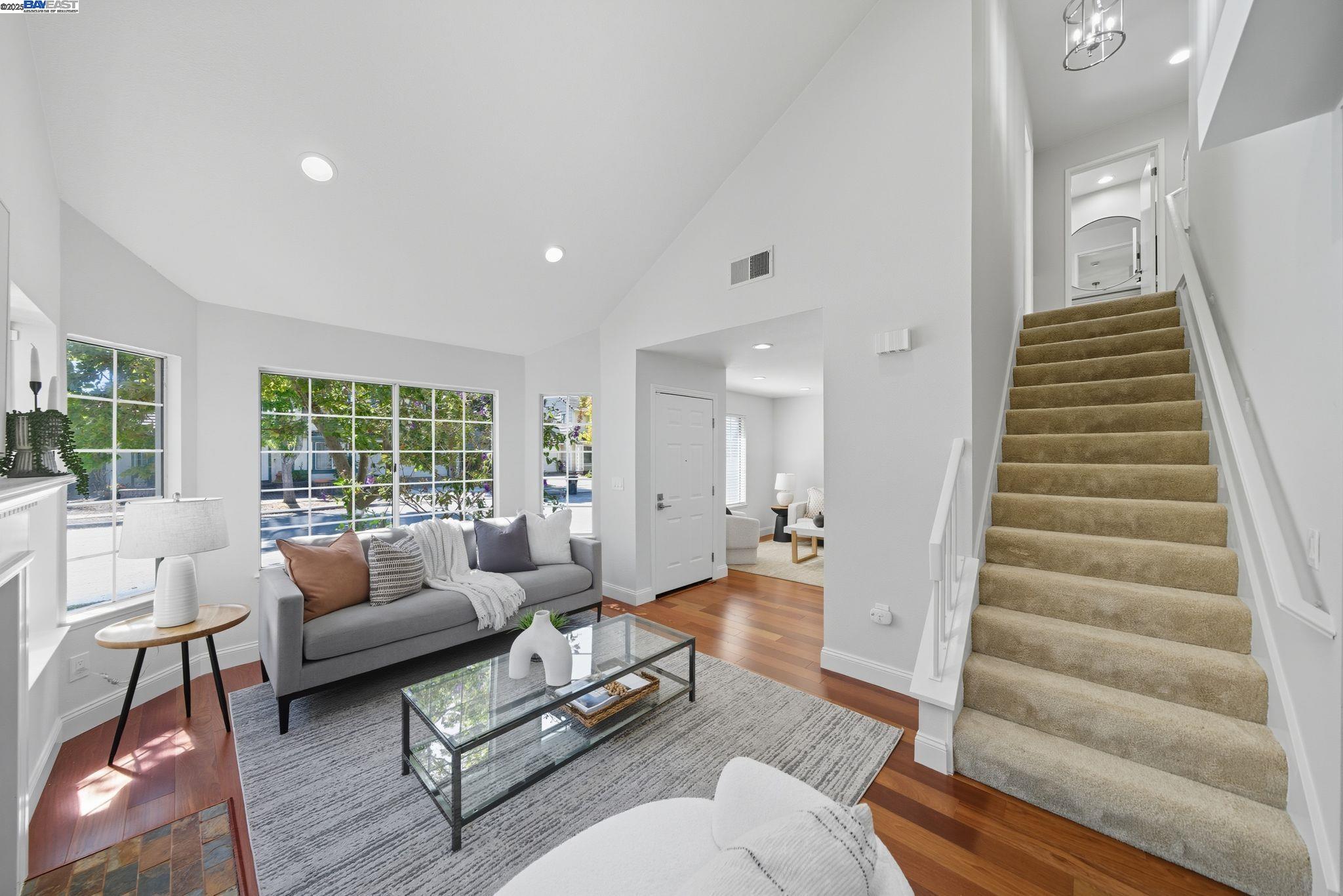 Detail Gallery Image 6 of 47 For 35672 Terrace Dr, Fremont,  CA 94536 - 3 Beds | 2/1 Baths